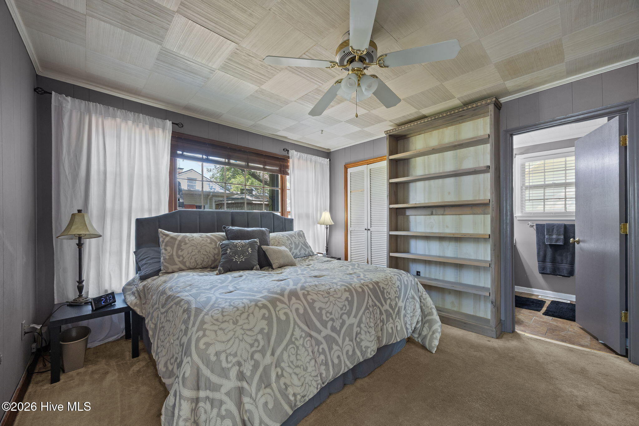 2812 Evans Street, Morehead City, NC, 28557