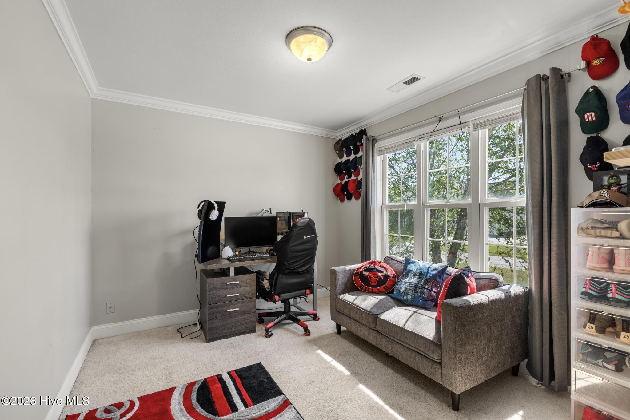 100566886 | Photo 16