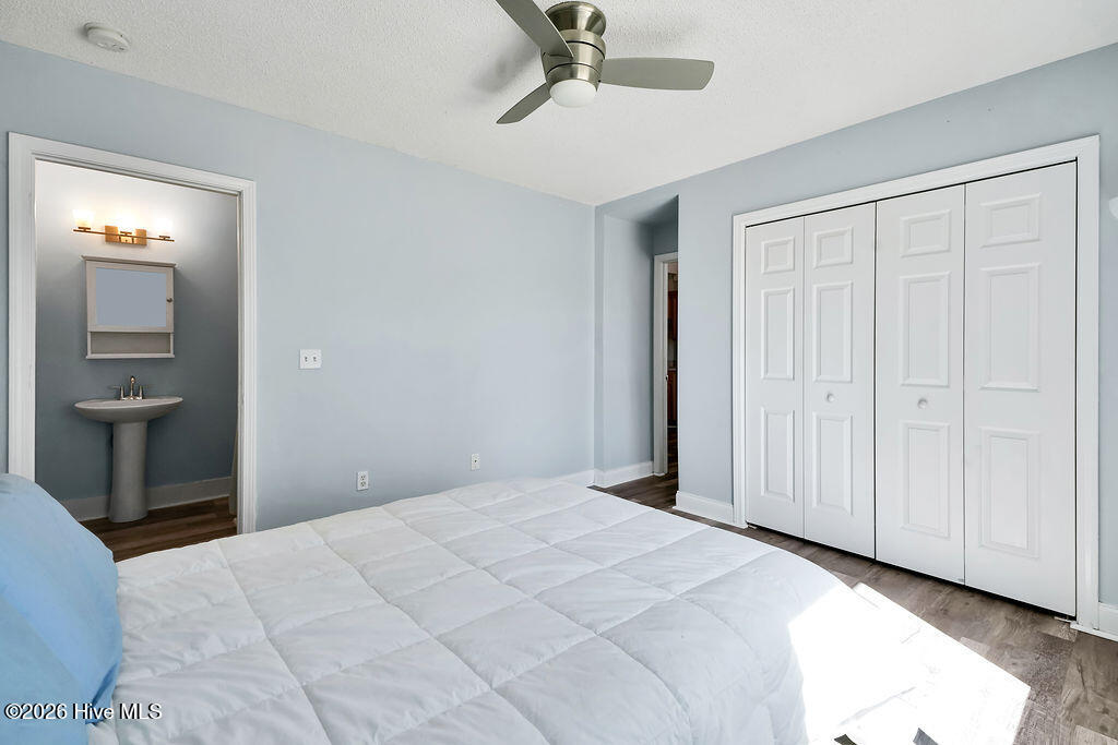 100560710 | Photo 20