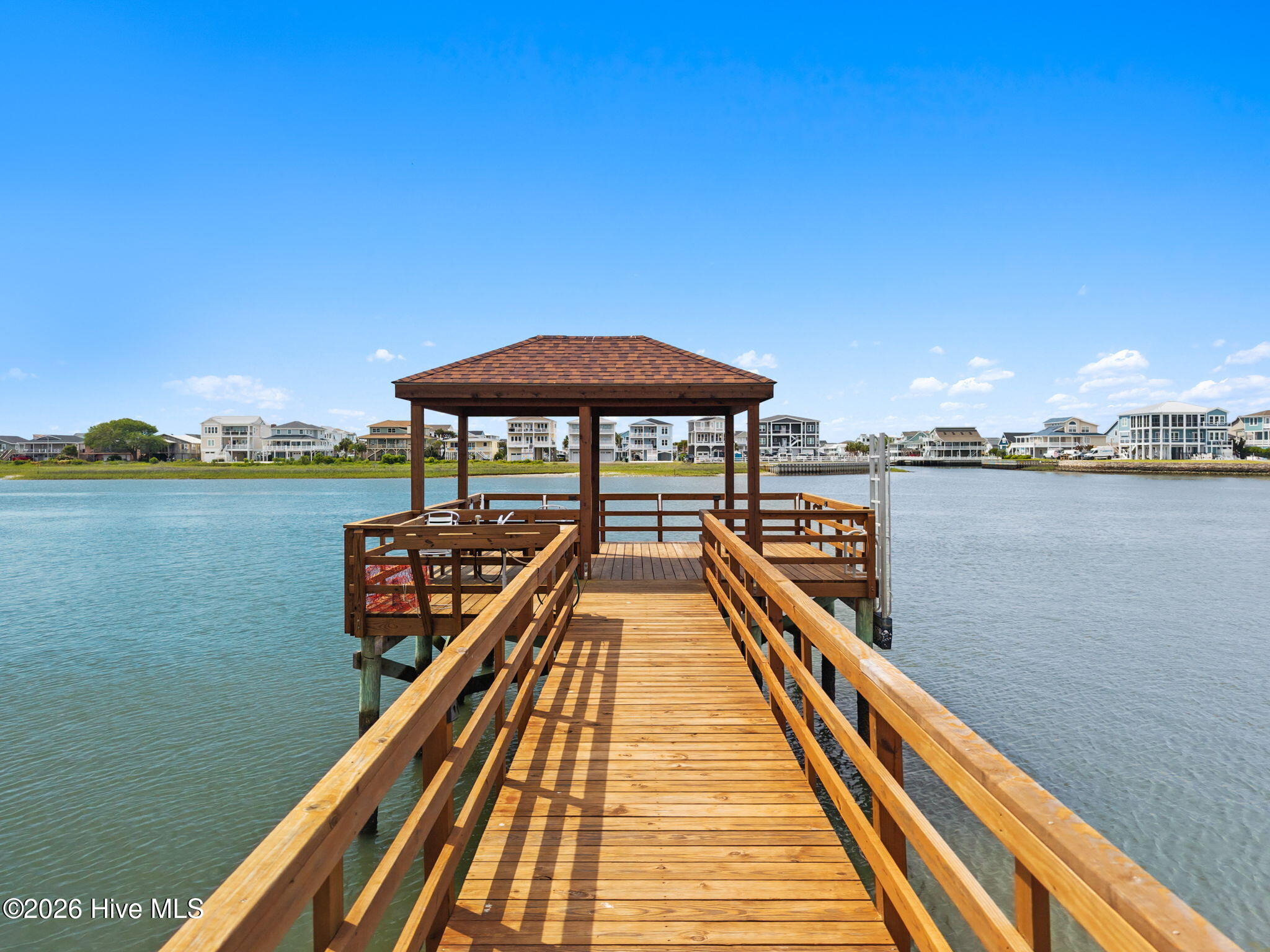 100570592 | Photo 58