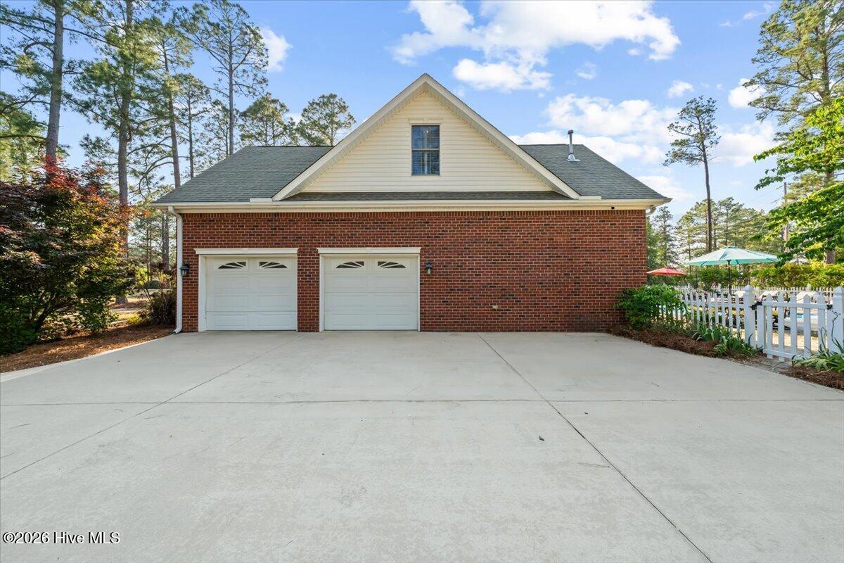 105 Pine Ledge Road, Rockingham, NC, 28379