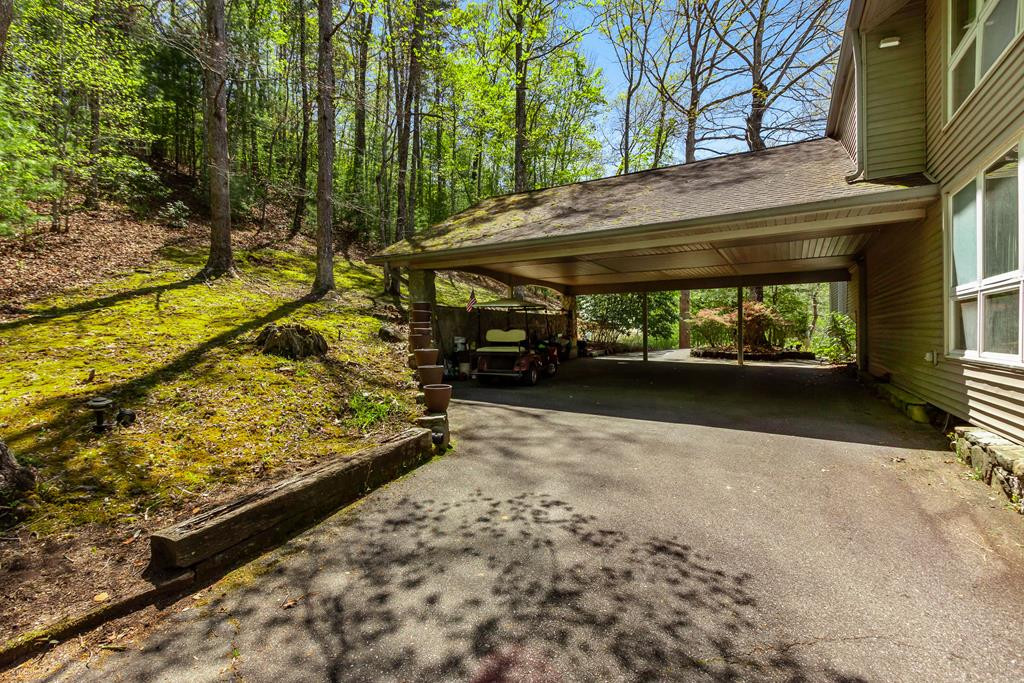 1240 Village Road, Murphy, NC 28906 Listing Photo  6
