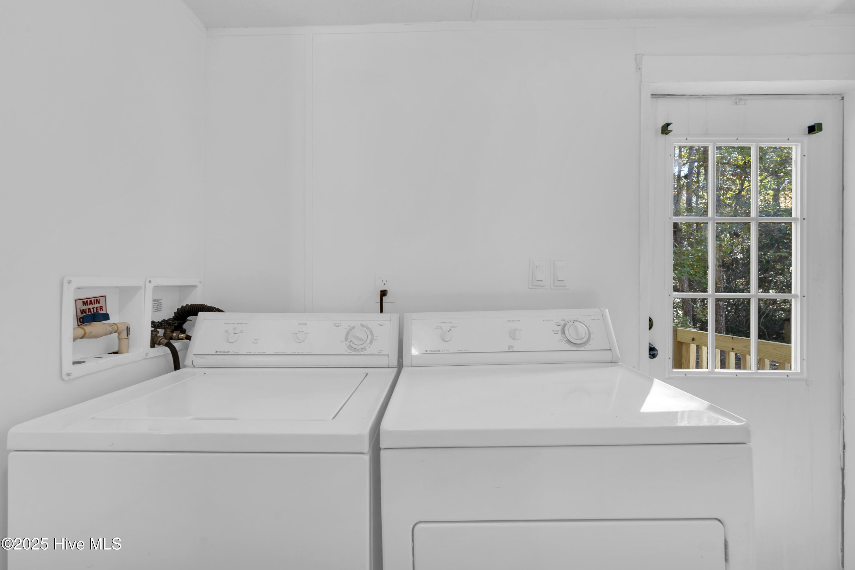 100539663 | Photo 31