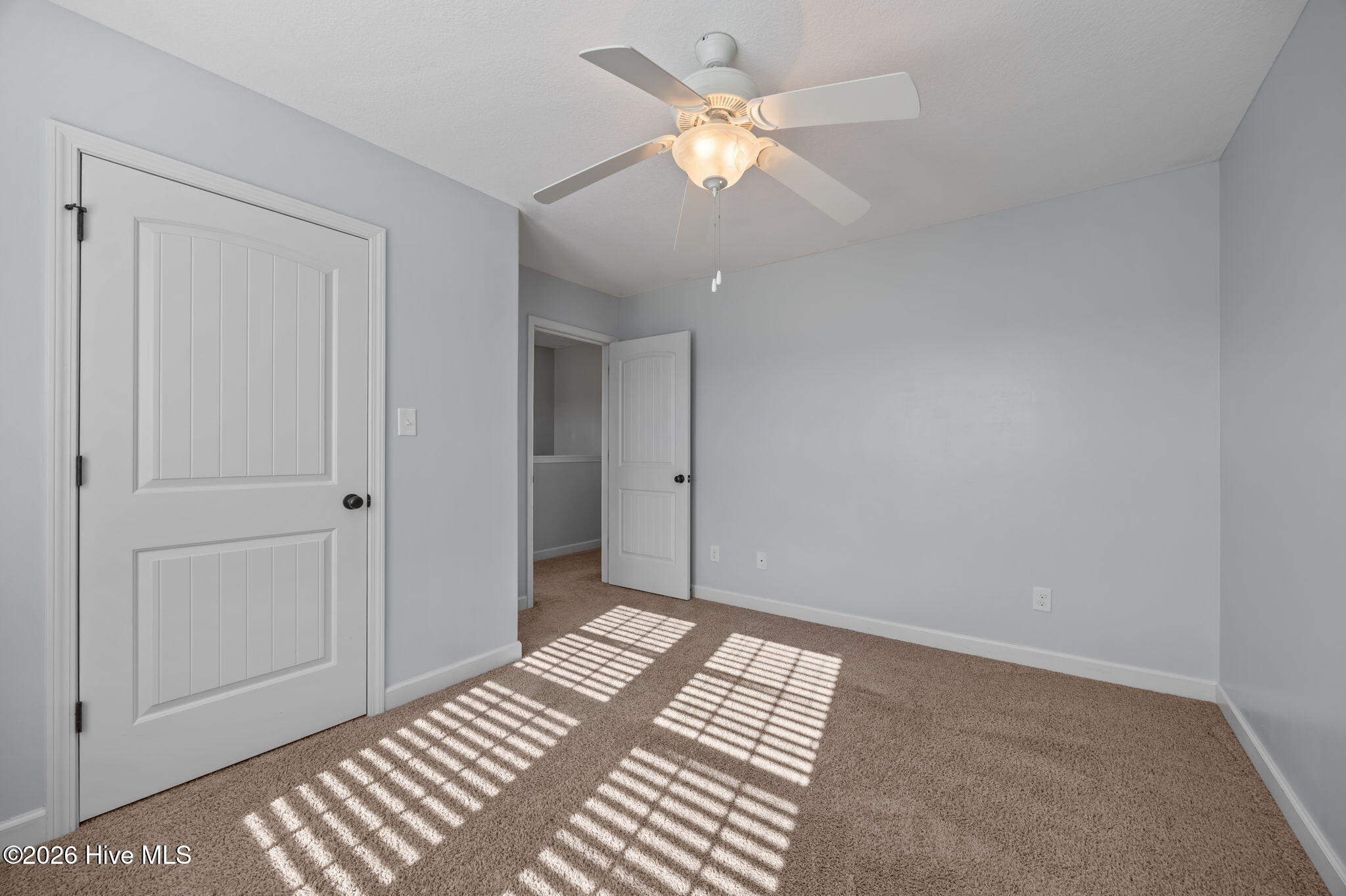 100560310 | Photo 29