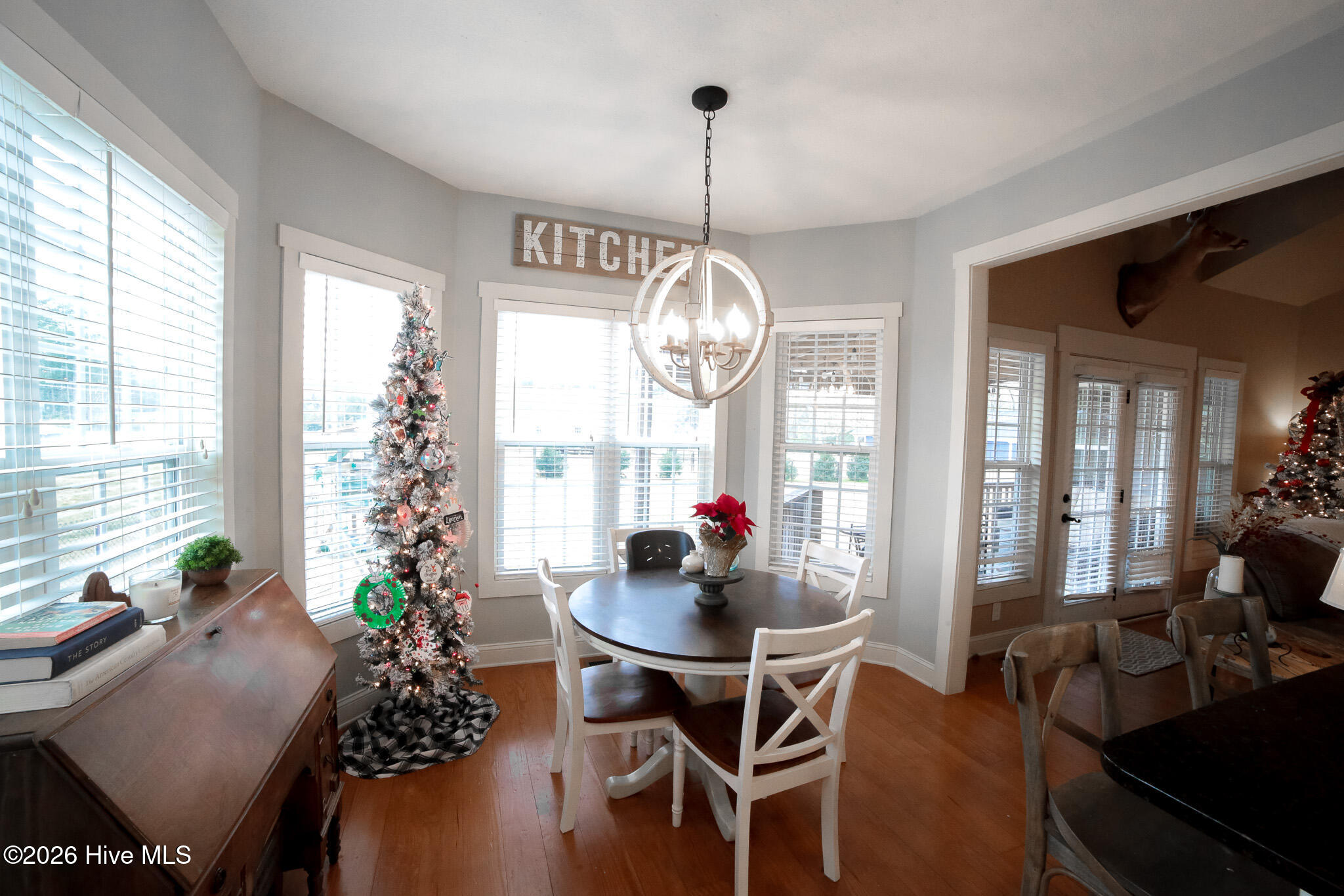 100550519 | Photo 13