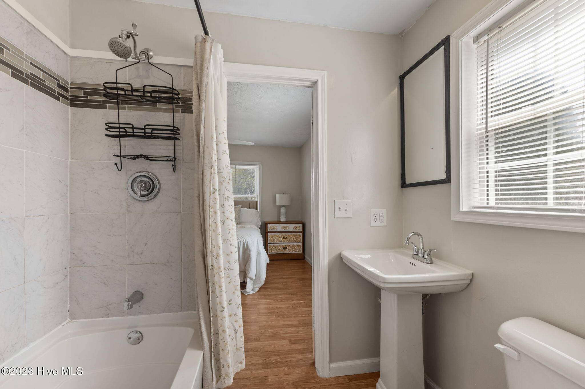 5217 Highway 101,Newport