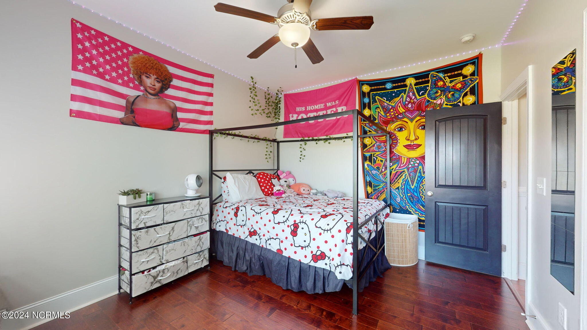 Downstairs guest bedroom
