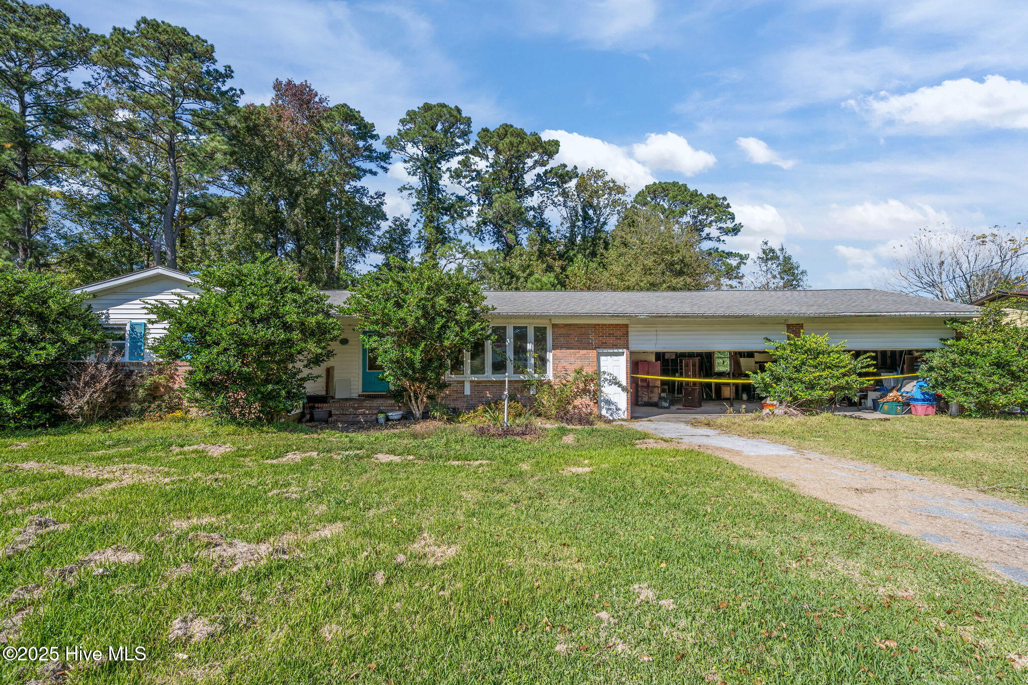 Homes for sale in Jacksonville, NC | 408 Carole Dr, Jacksonville, NC 28540 | MLS# 100538876