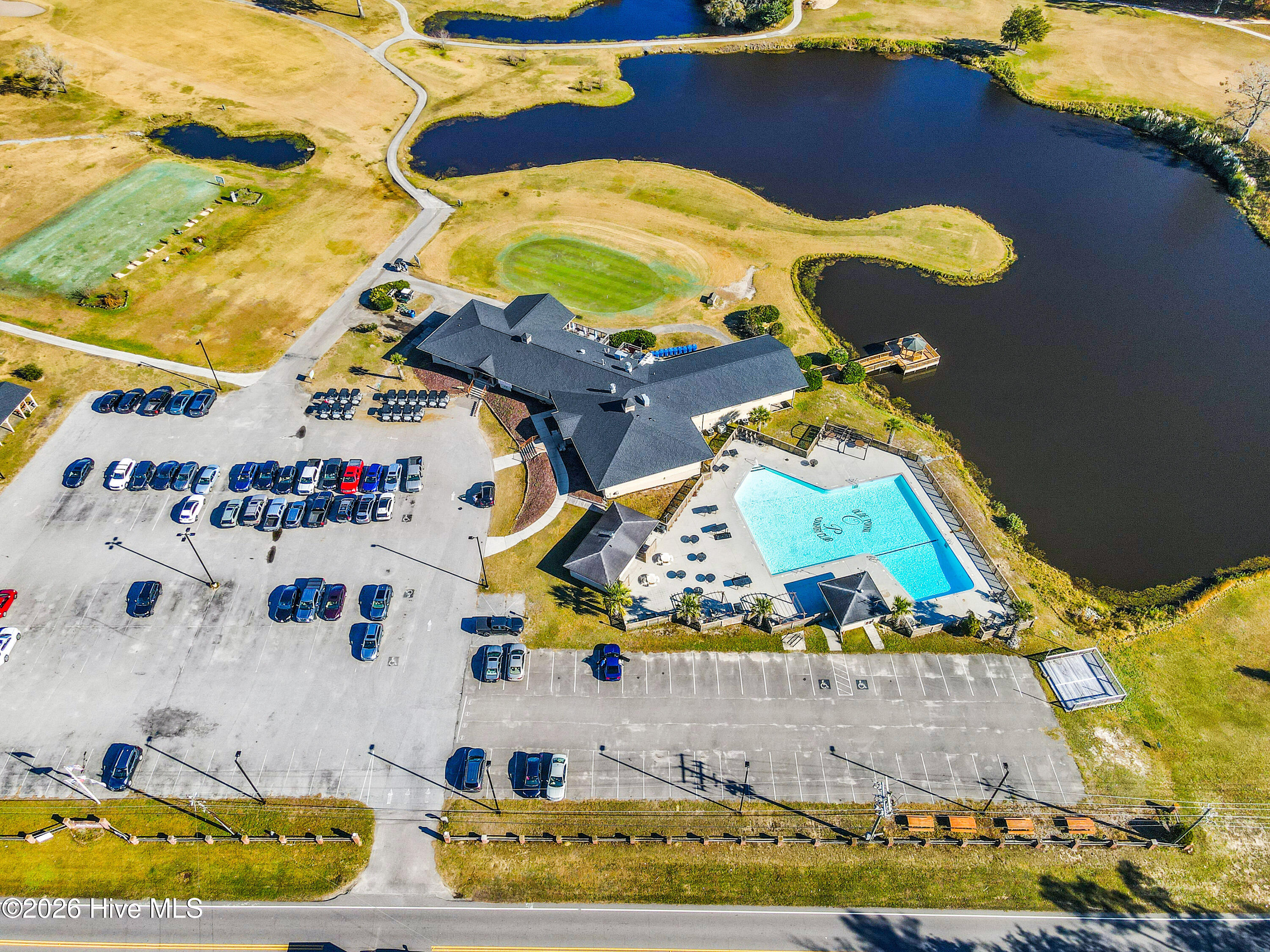 100562679 | Photo 47