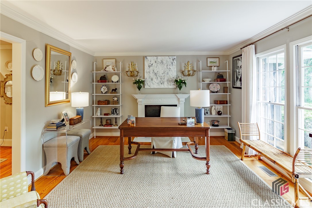 1060 Woodhollow Lane