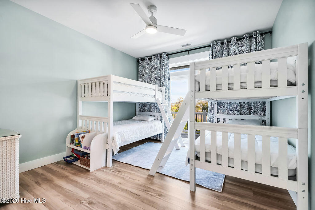 100560016 | Photo 16