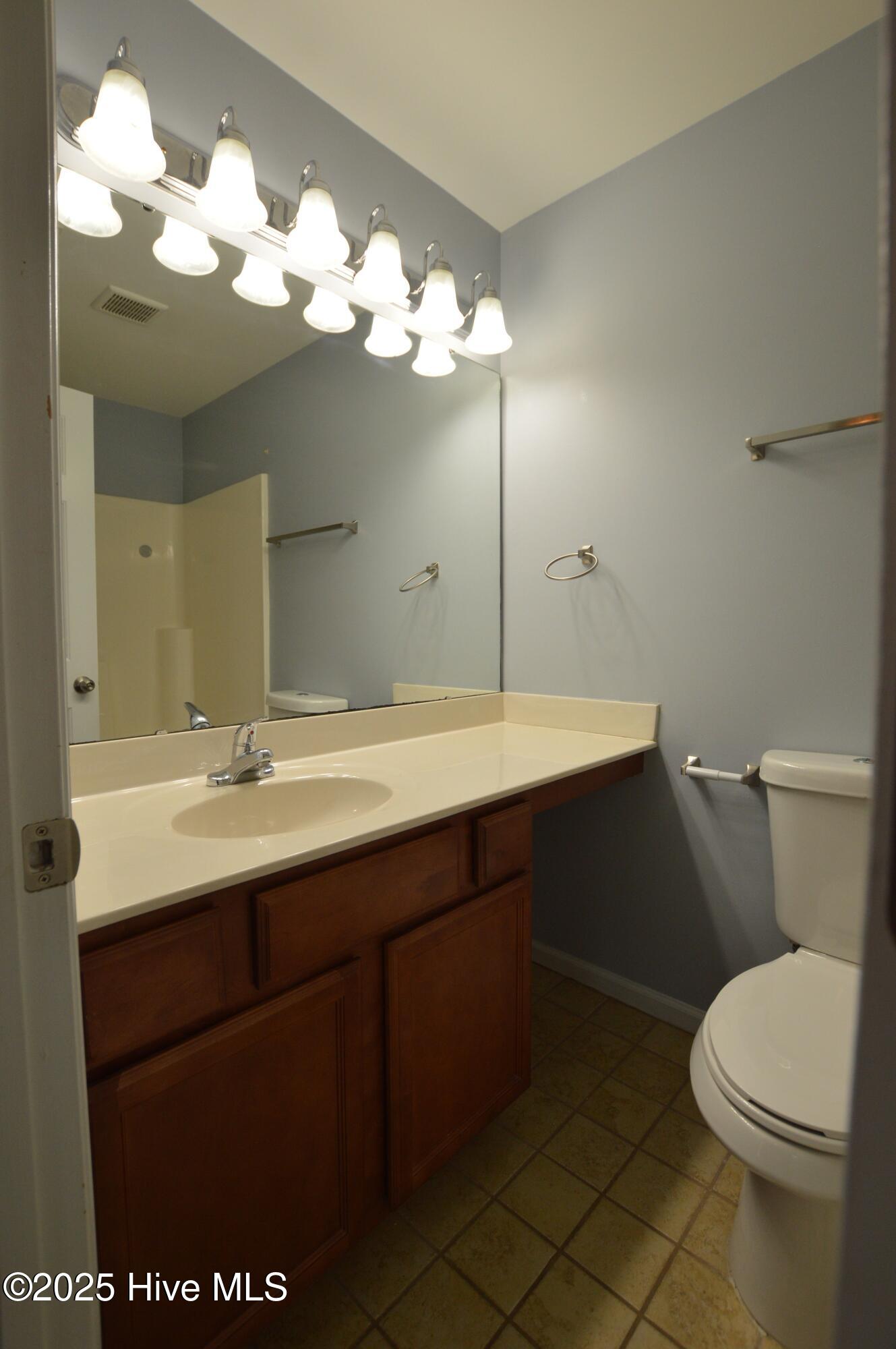 100542250 | Photo 13