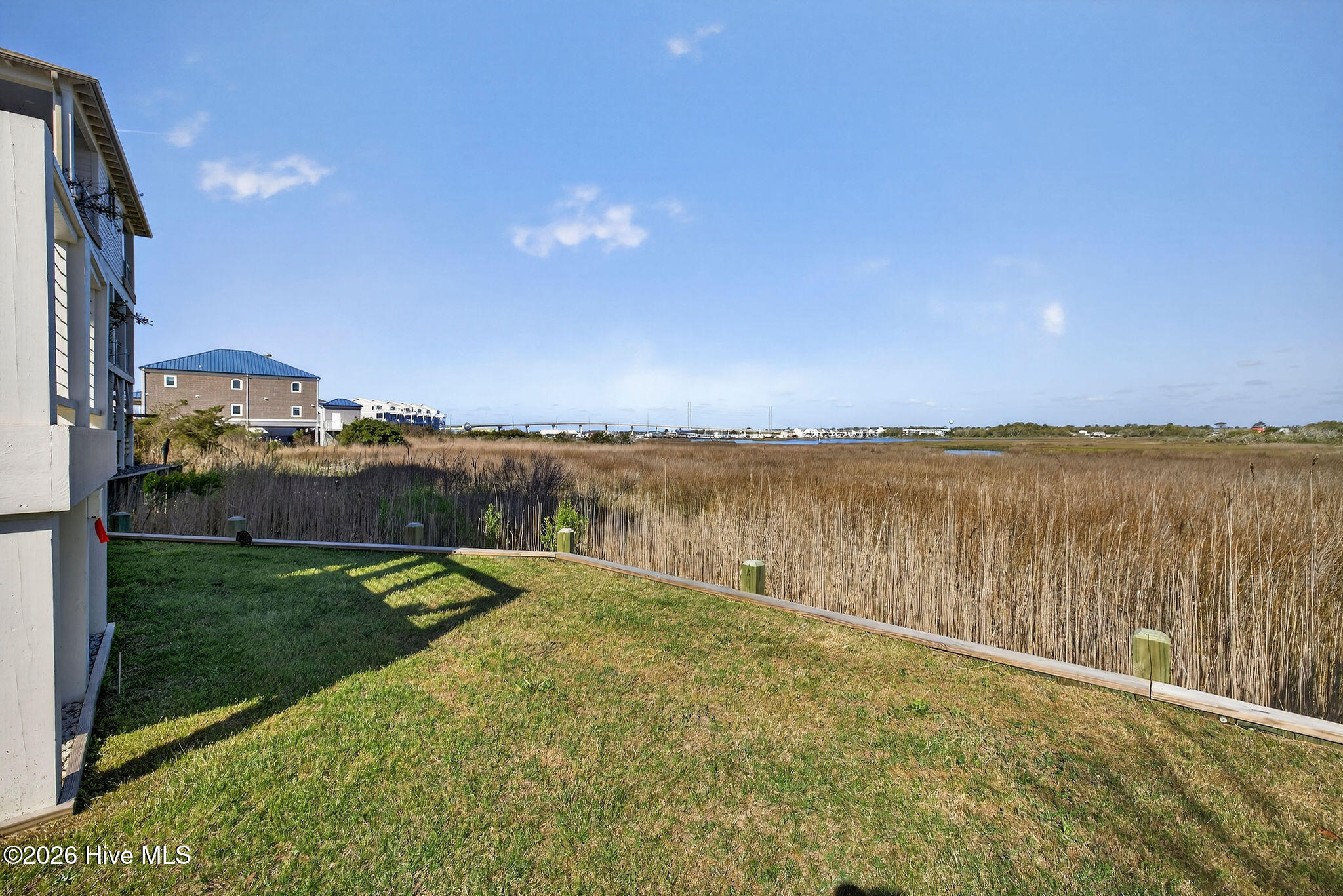 100565541 | Photo 52