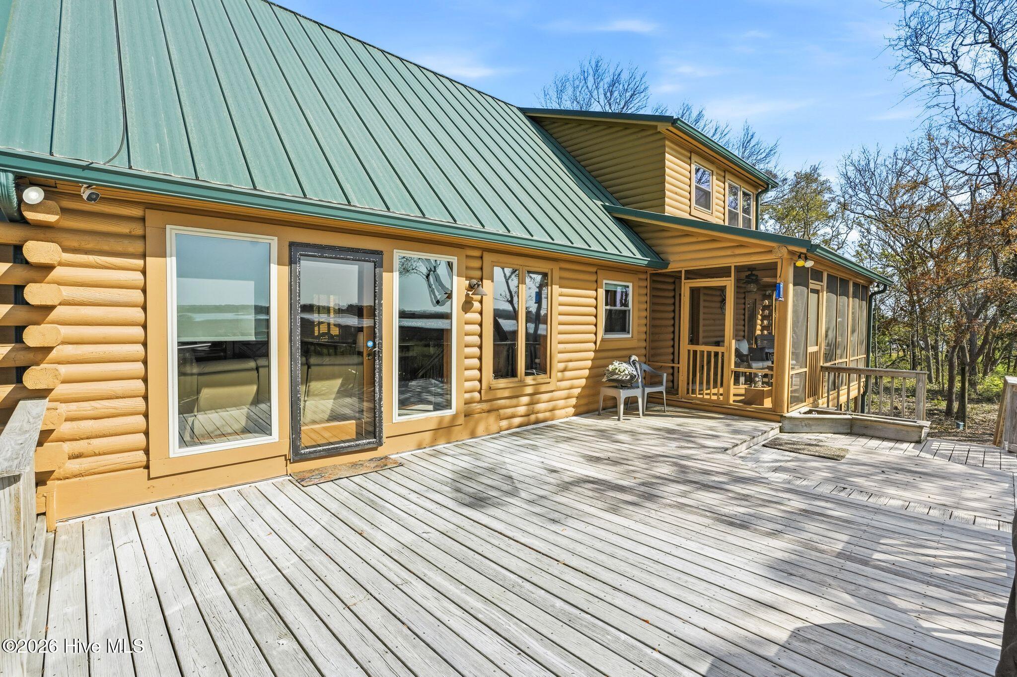 100565055 | Photo 55