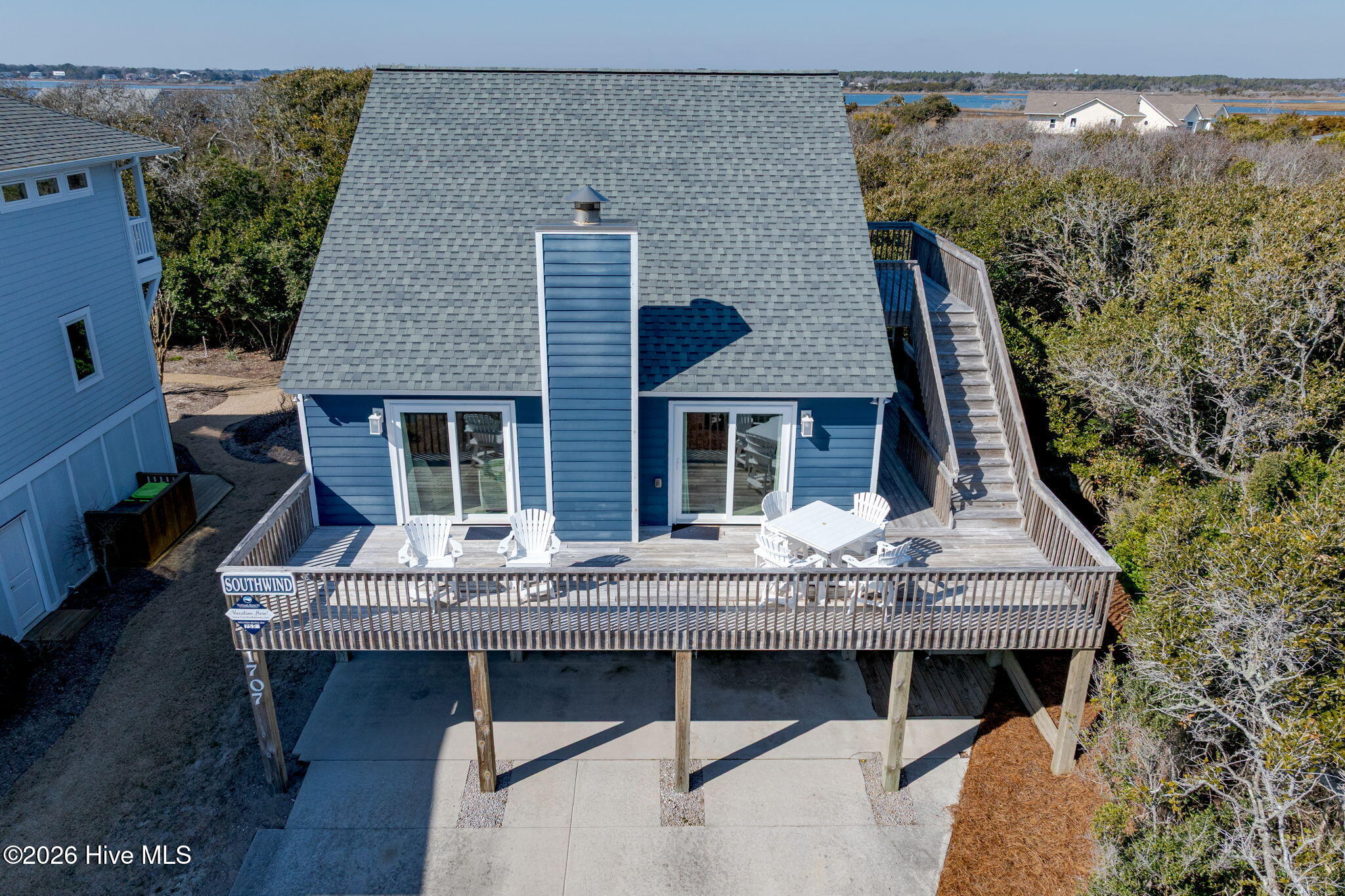 100552725 | Photo 64