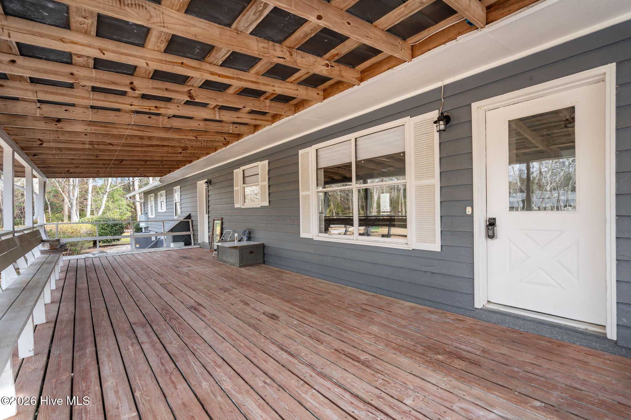 100541666 | Photo 77