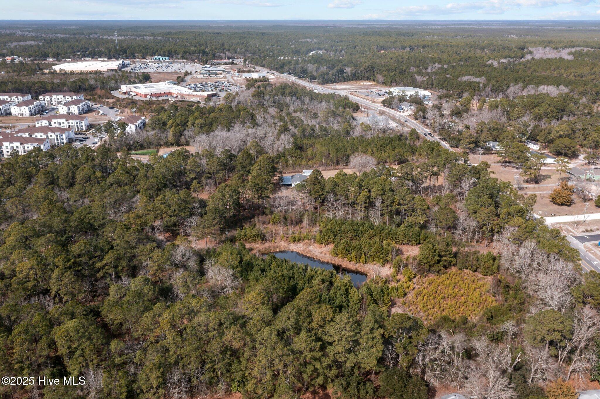 100501075 | Photo 16