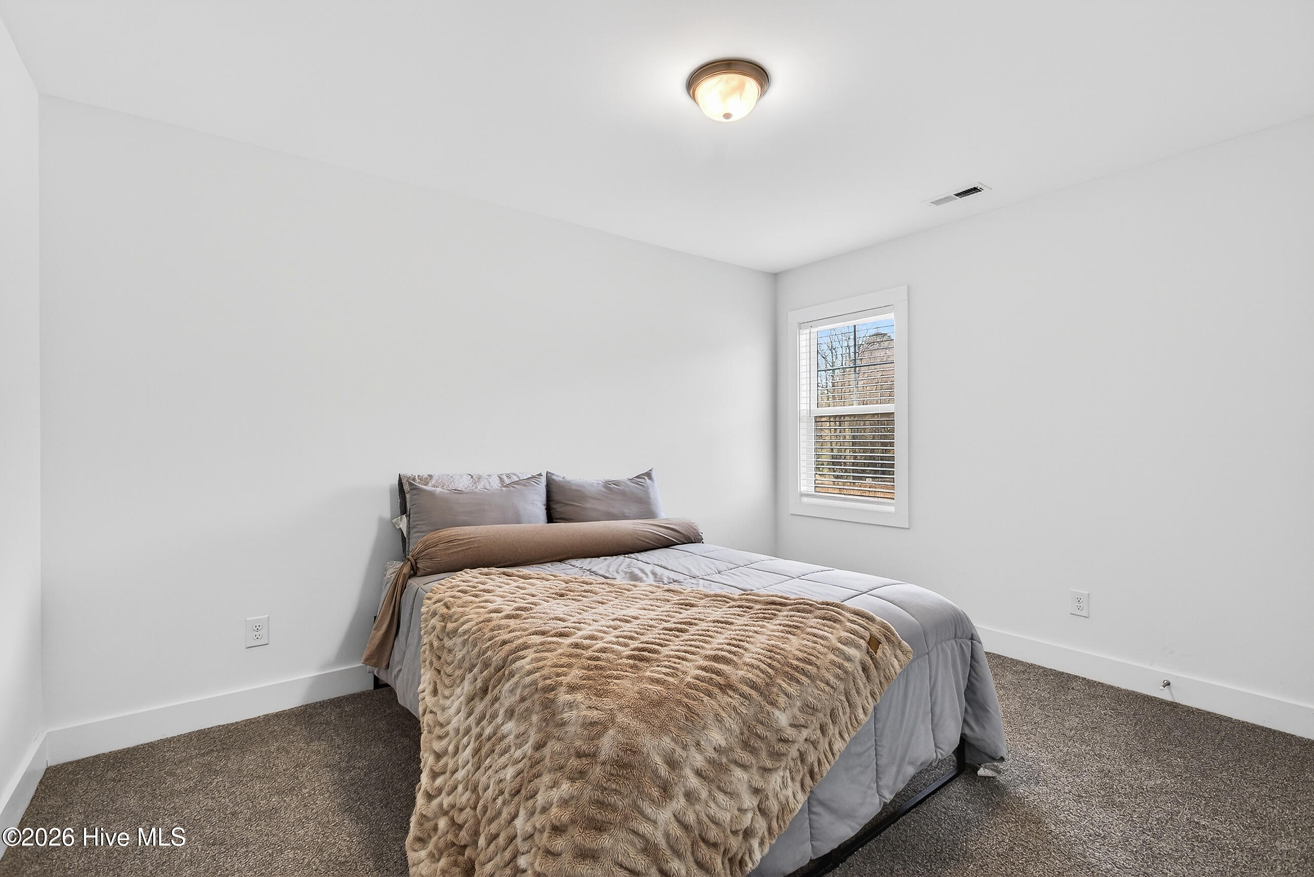 100559668 | Photo 21