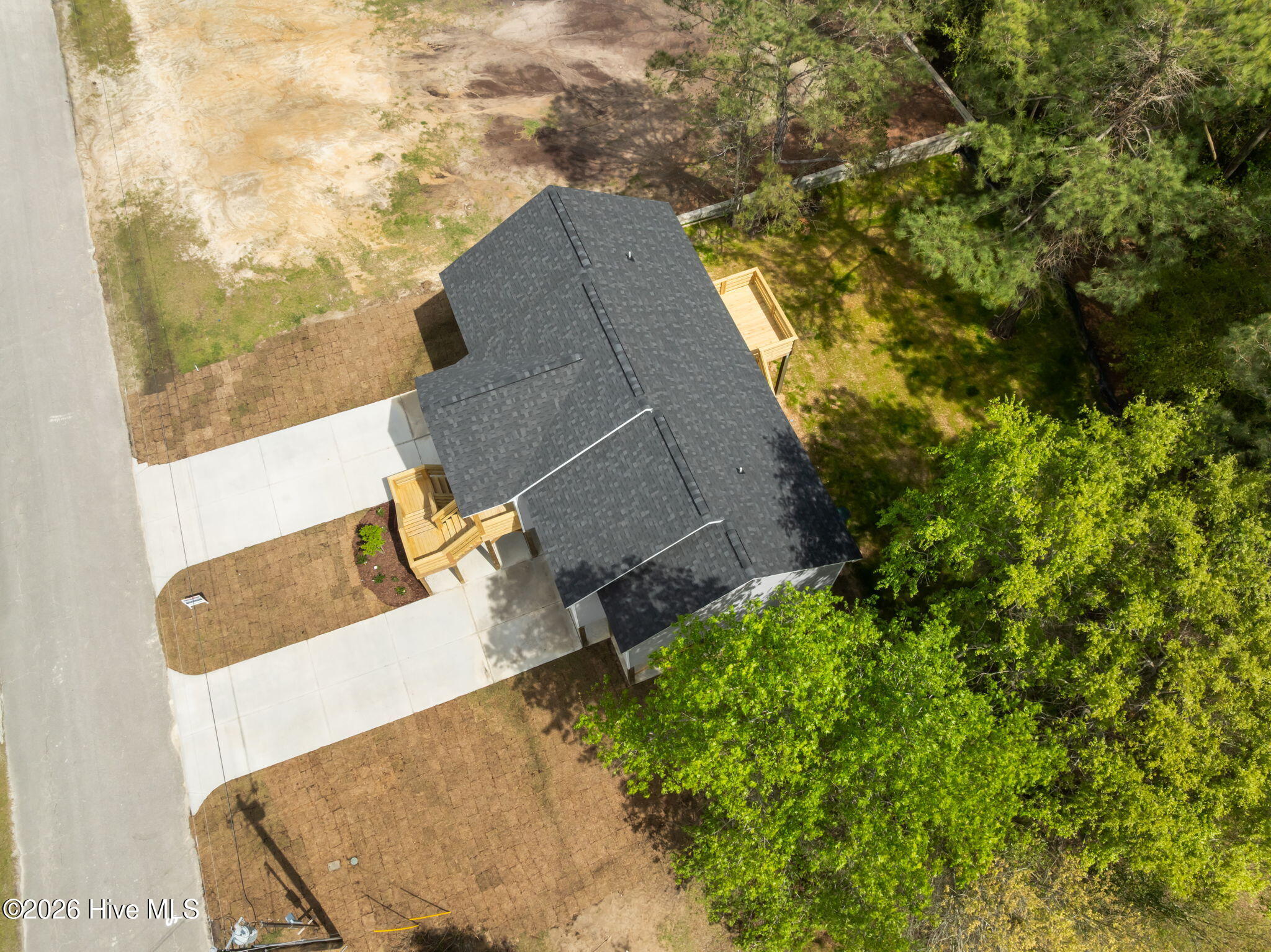 100550226 | Photo 19