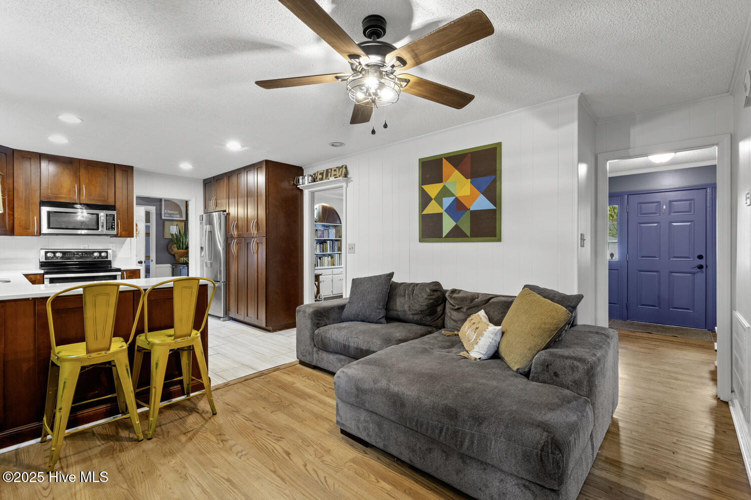 100539145 | Photo 15