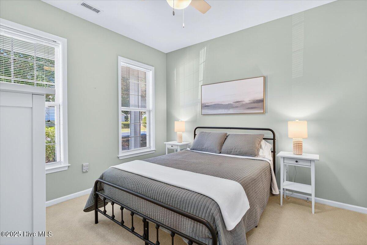 100537429 | Photo 32