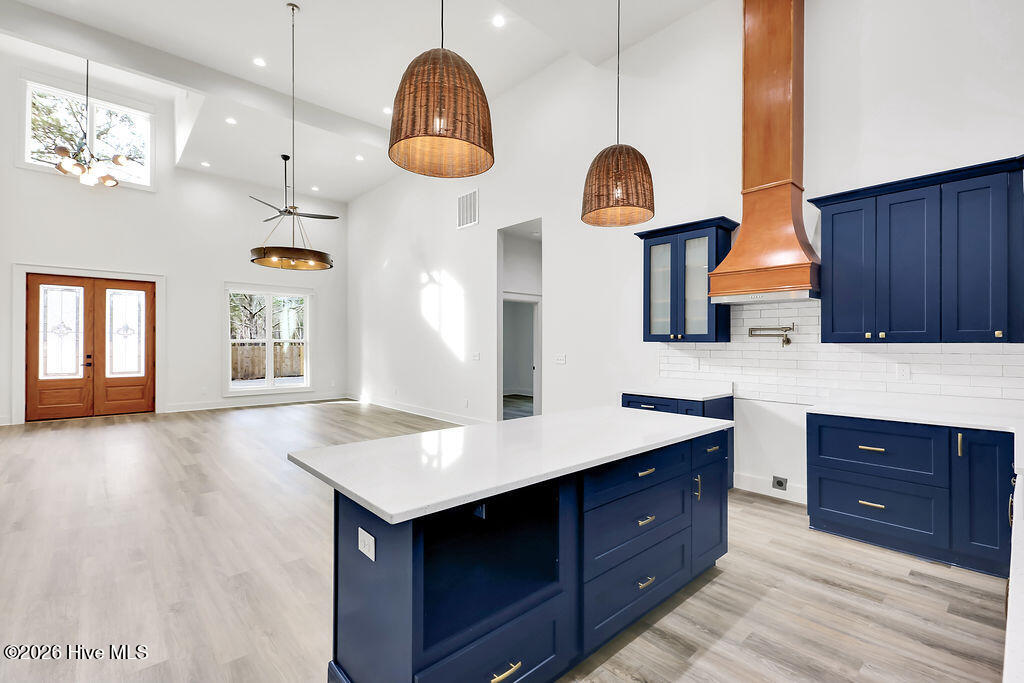 100550907 | Photo 14