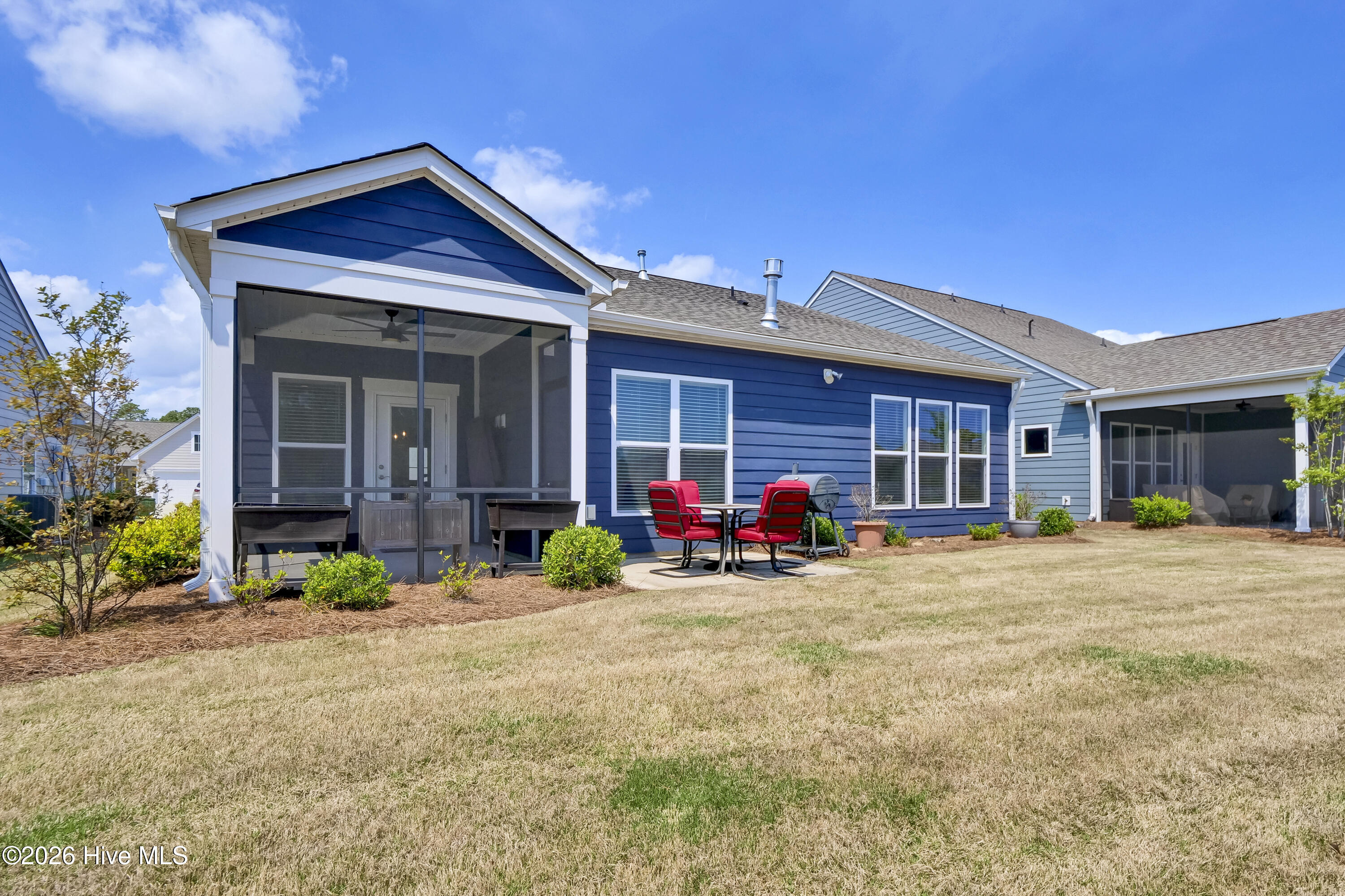 100552625 | Photo 58