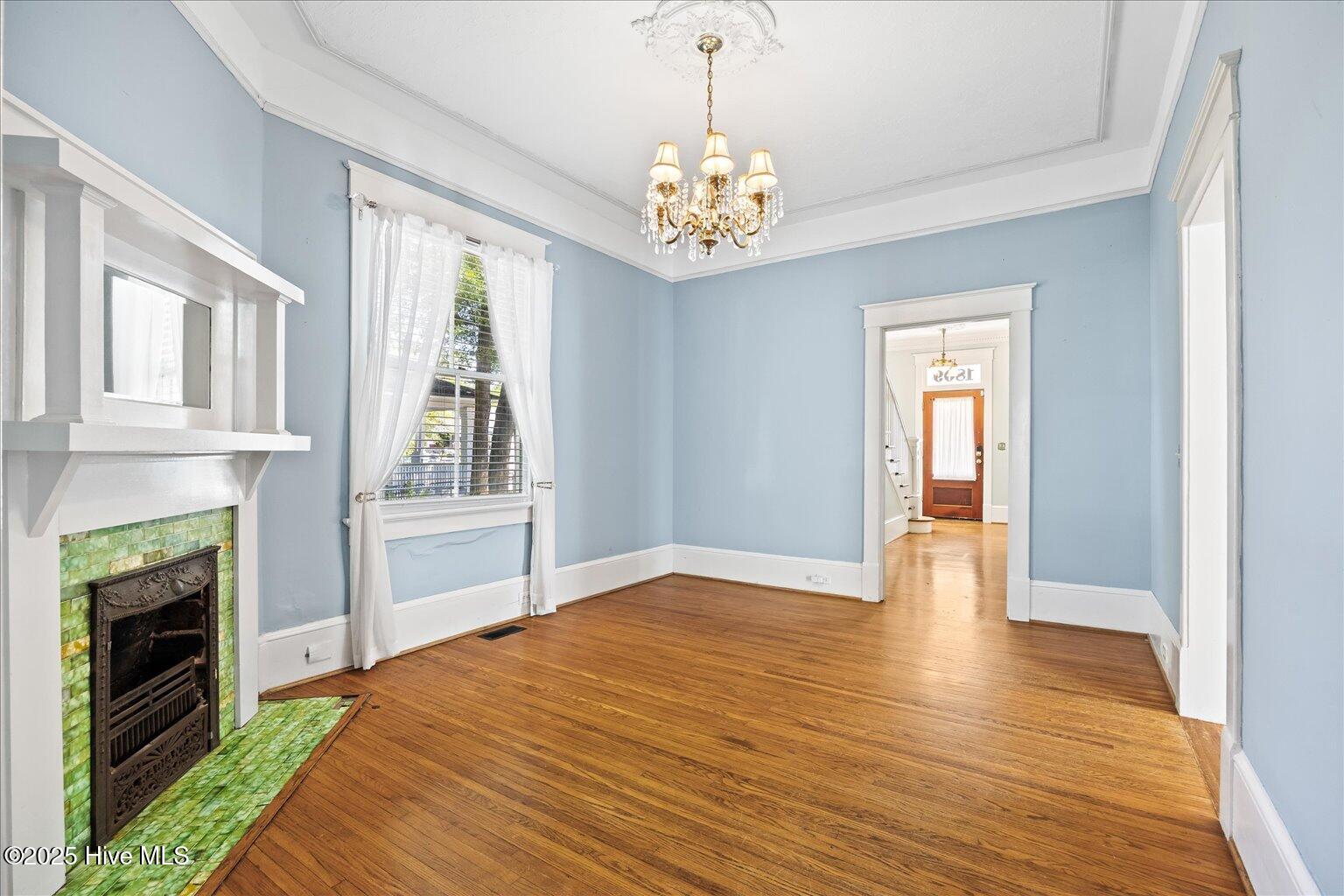 100529930 | Photo 20