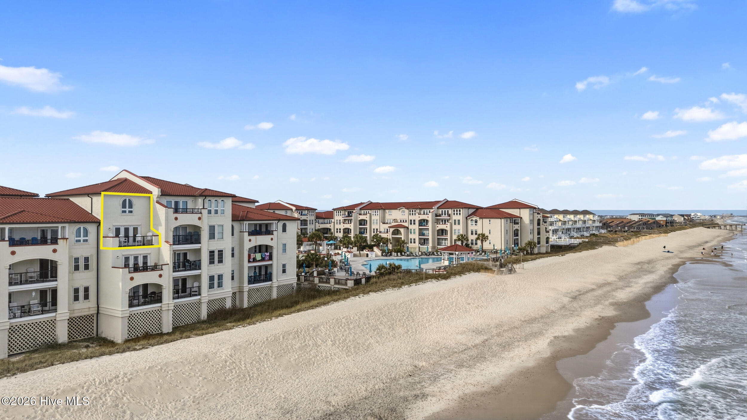 100566139 | Photo 49