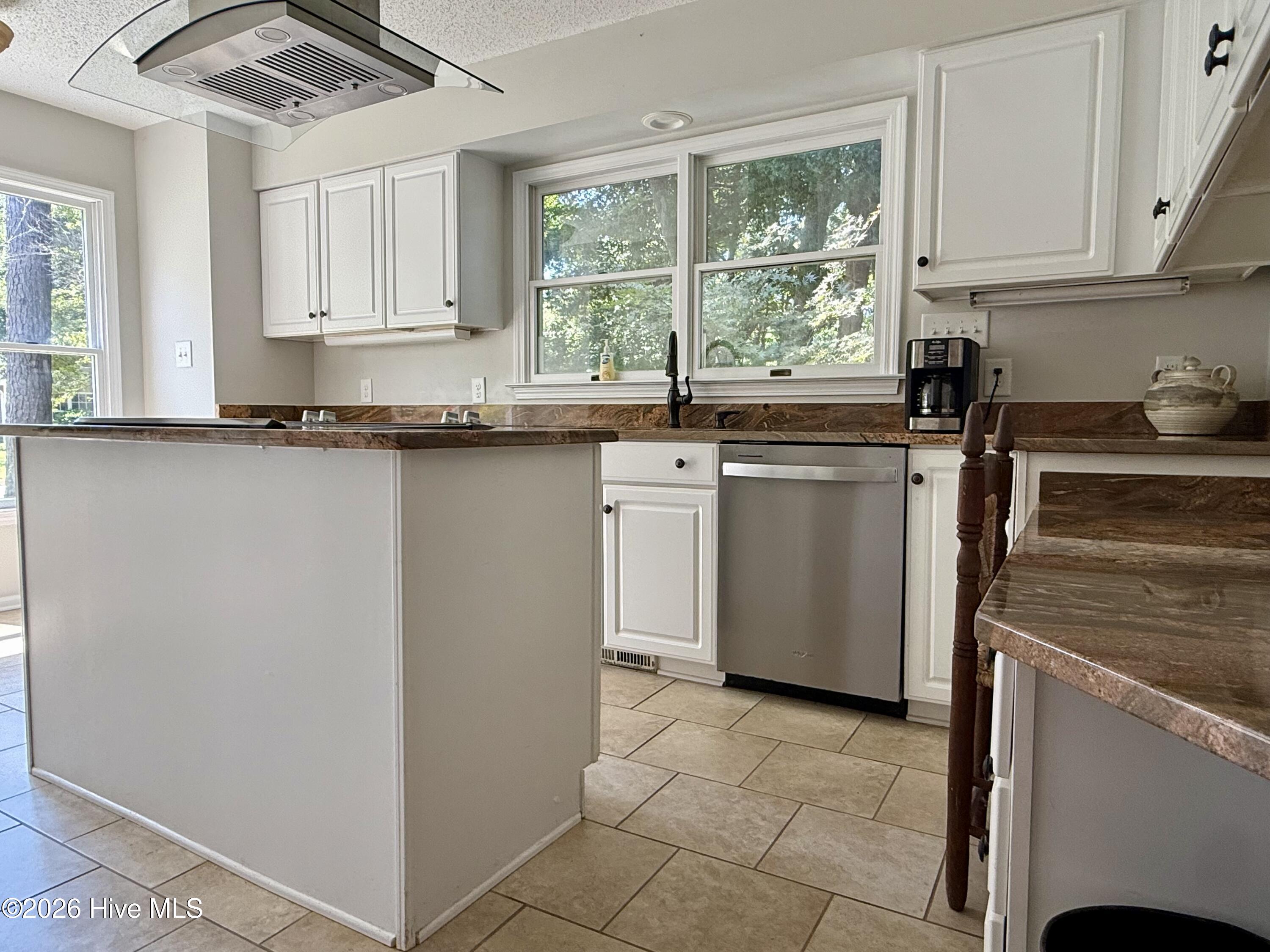 108 Fern Court,Pine Knoll Shores