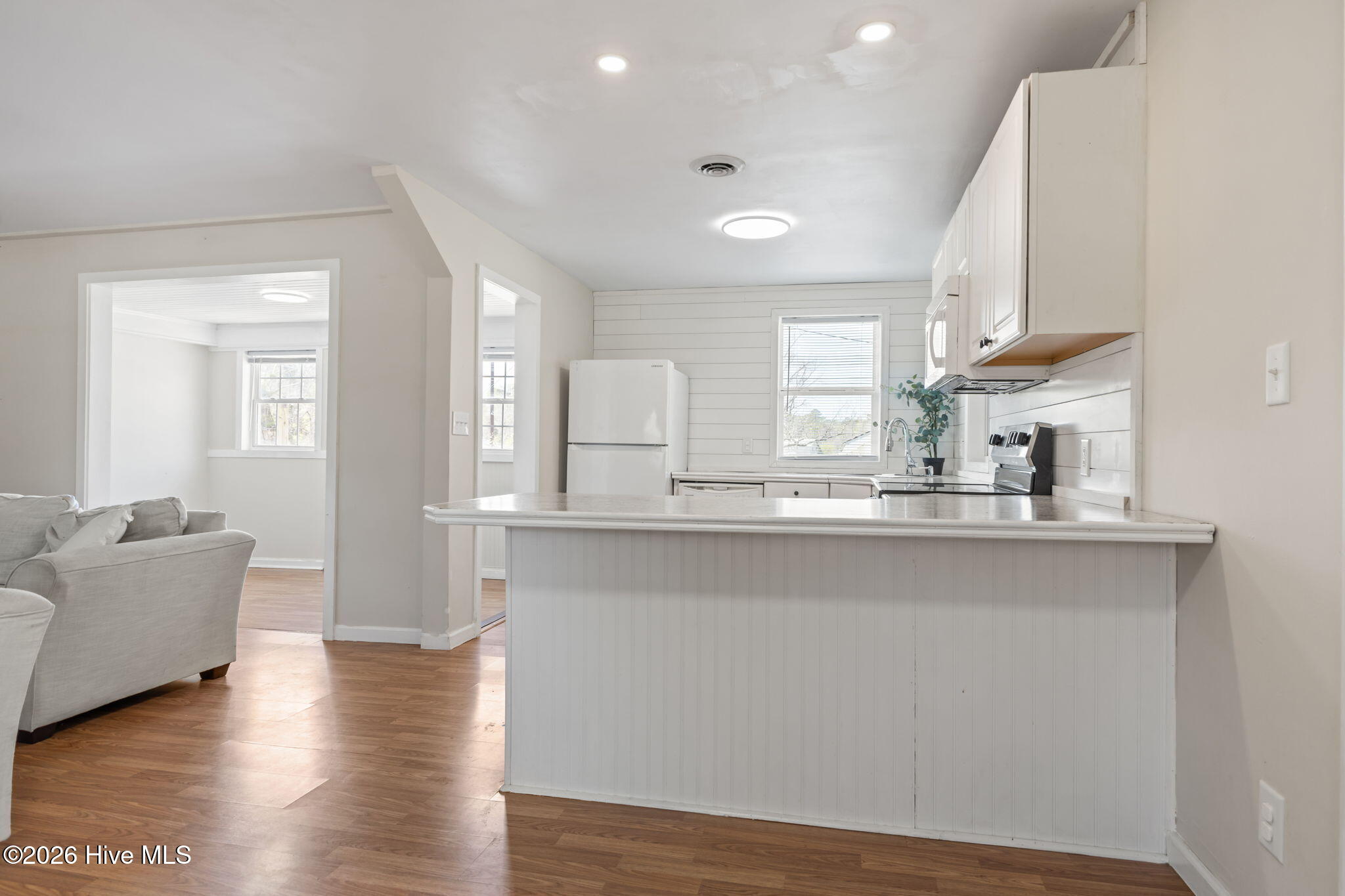 5217 Highway 101,Newport