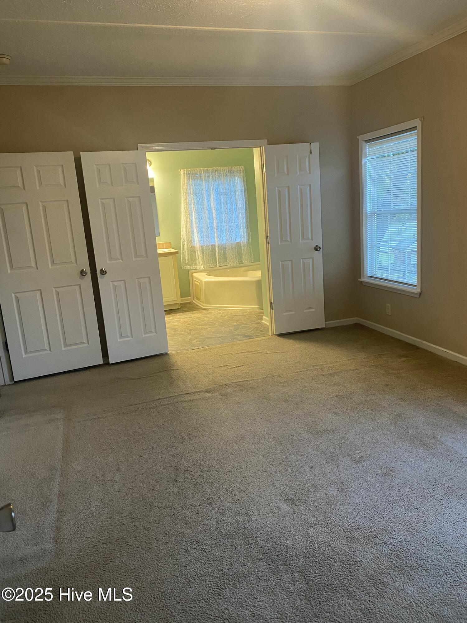 152 Meadowlark Lane,Newport