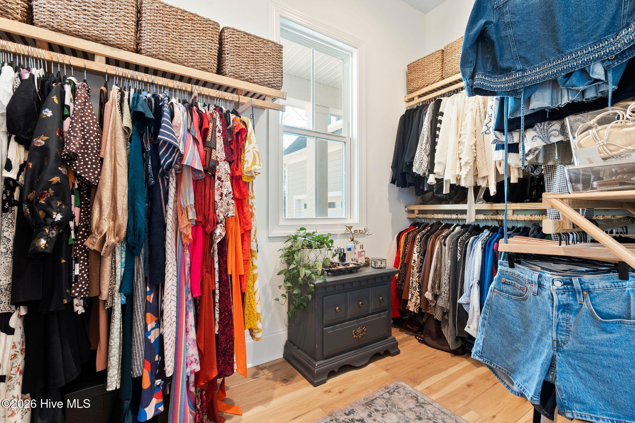 100551668 | Photo 52