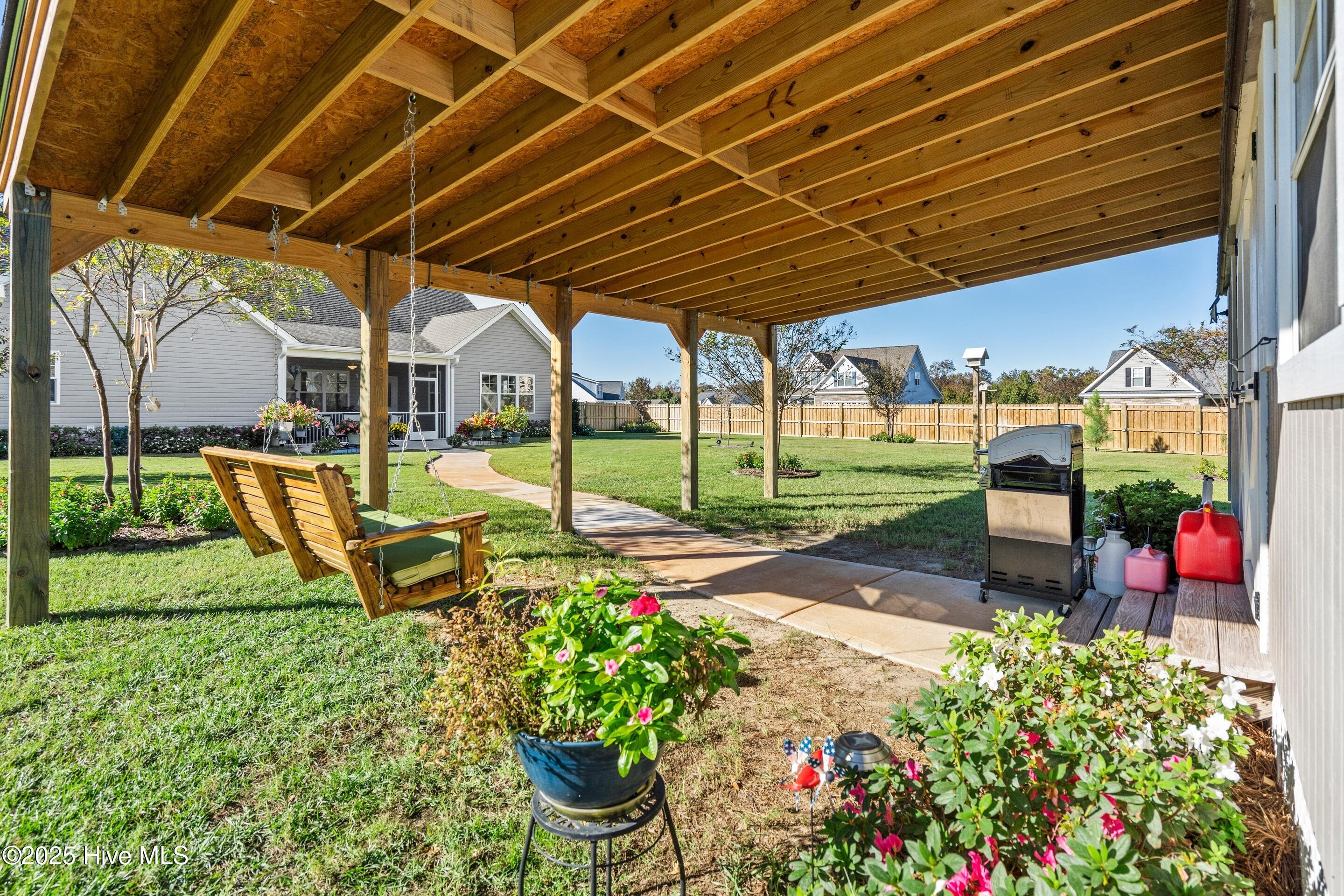 100538815 | Photo 71