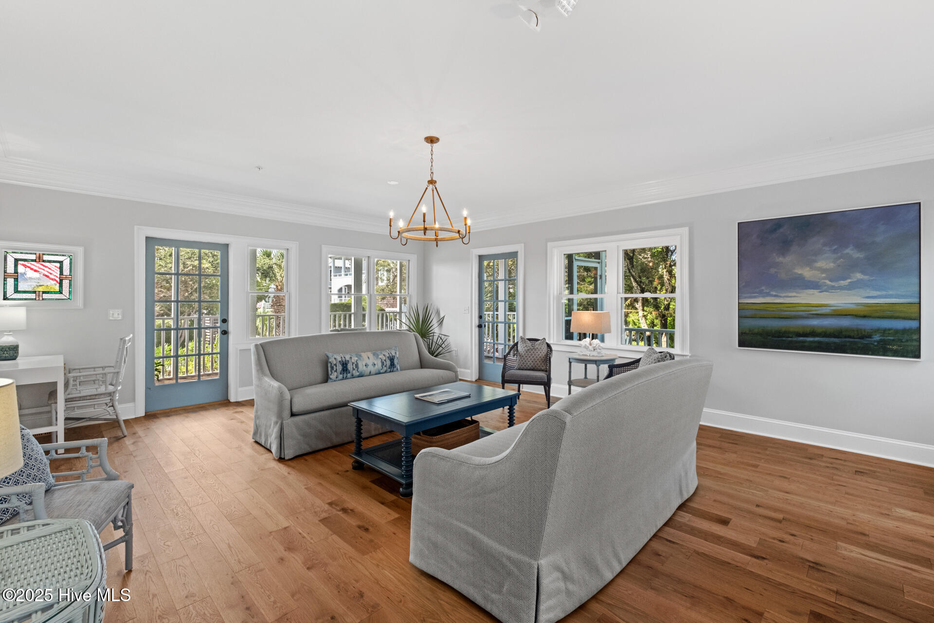 100544527 | Photo 17