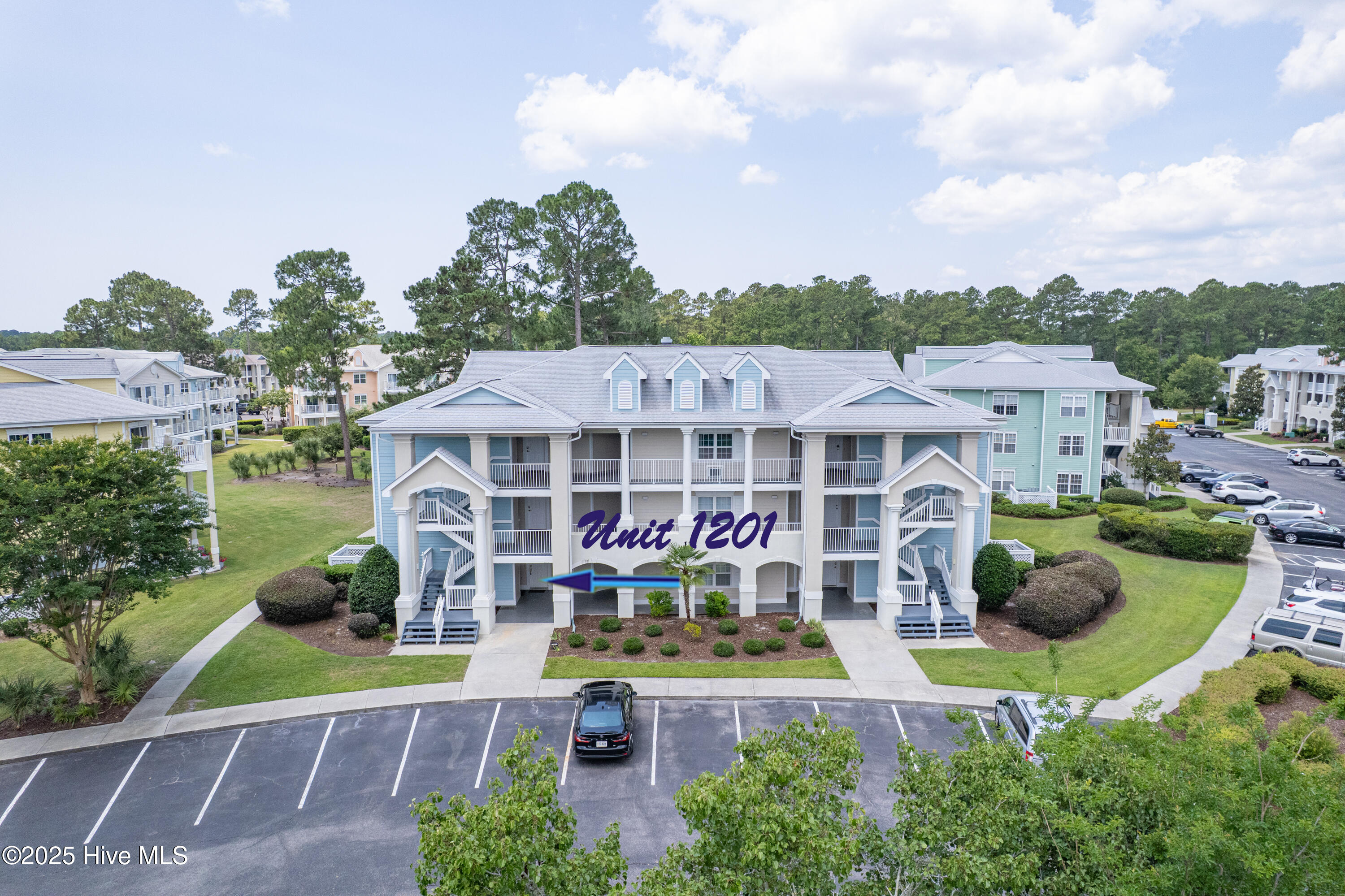 100556701 | Photo 32