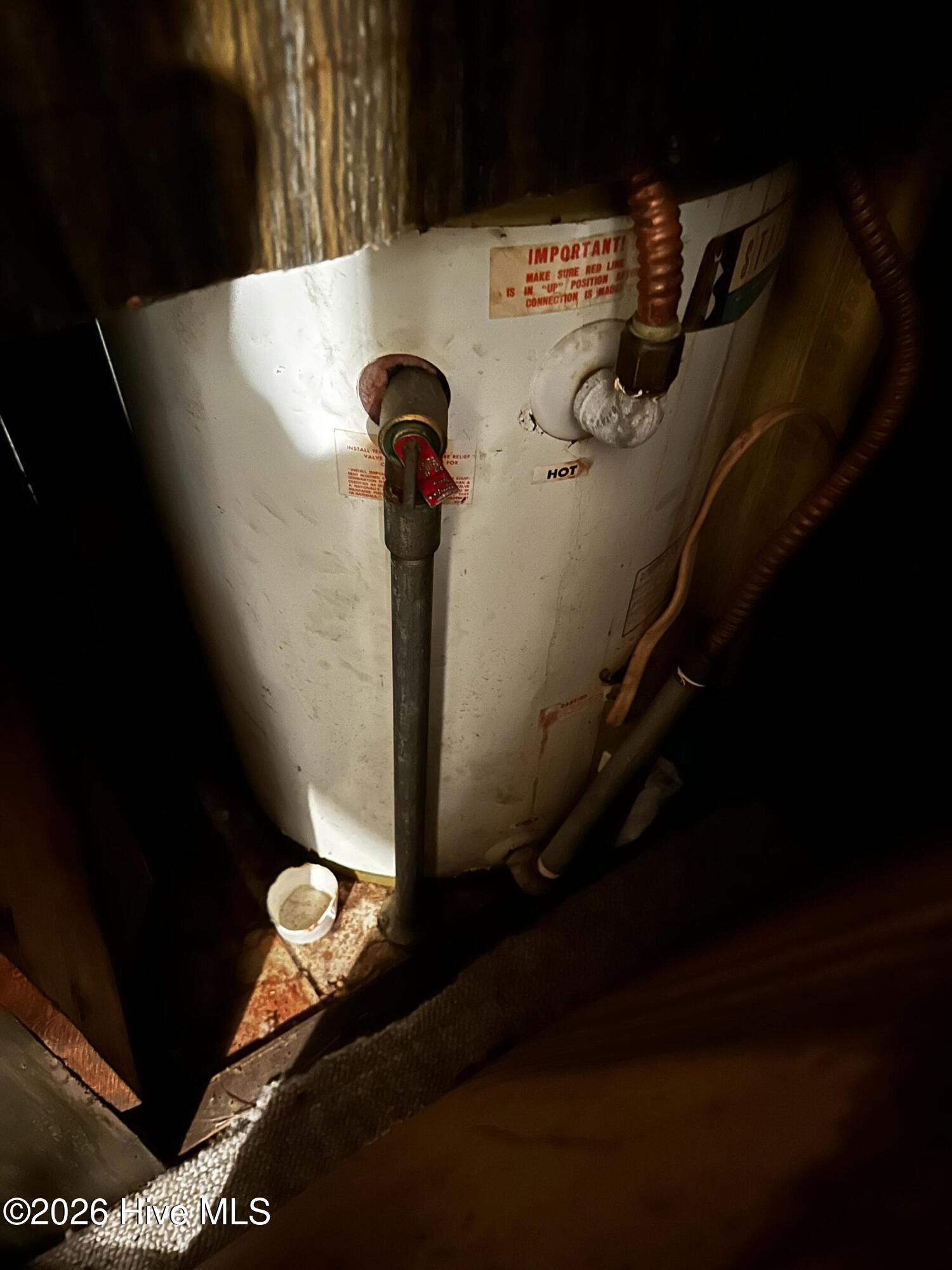 100565250 | Photo 24