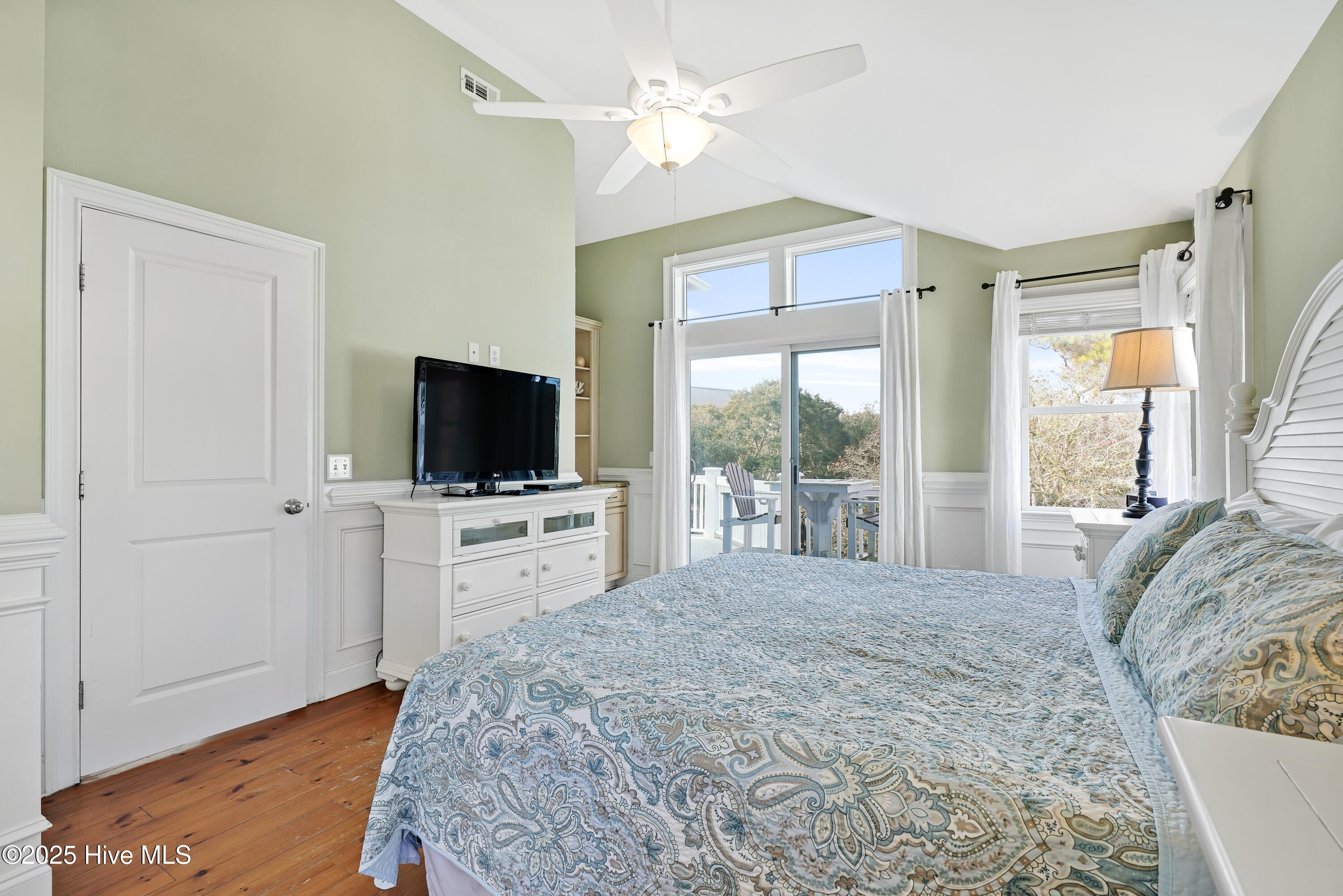 103 SE 74th Street, Oak Island, NC, 28465