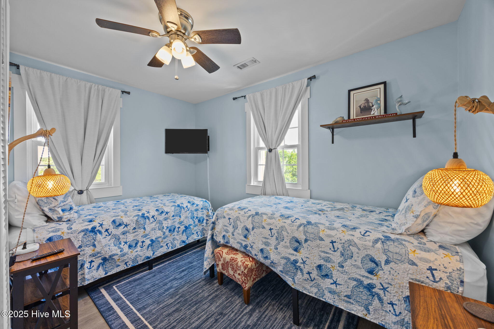 100532848 | Photo 19