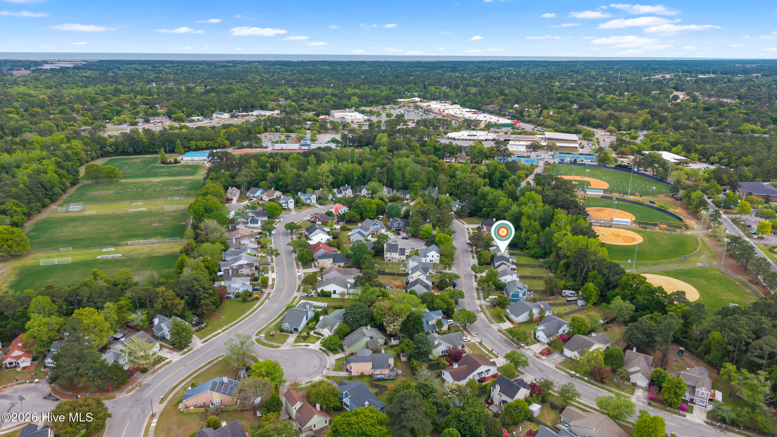 100565857 | Photo 36