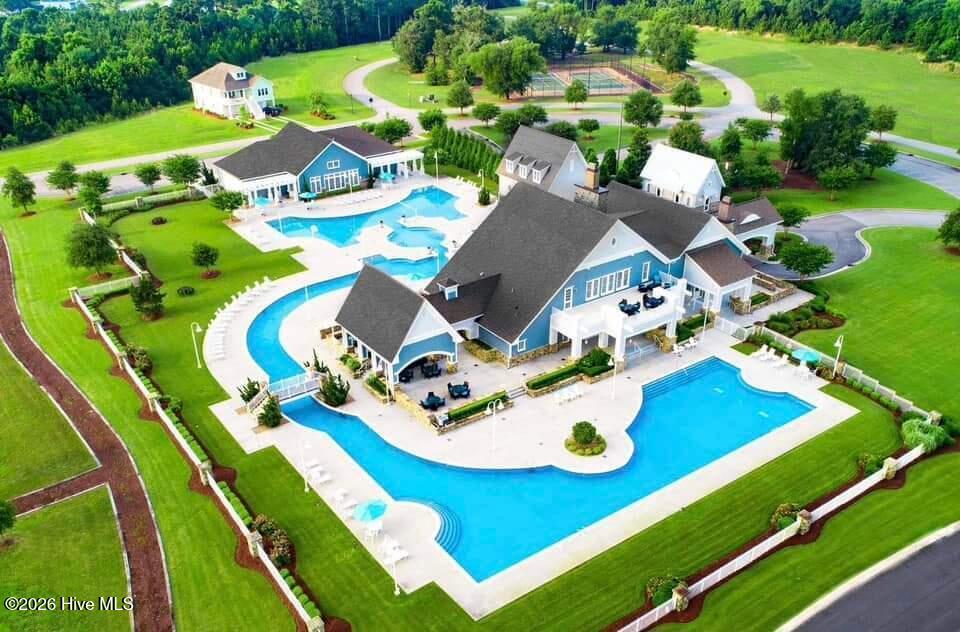 100555178 | Photo 28