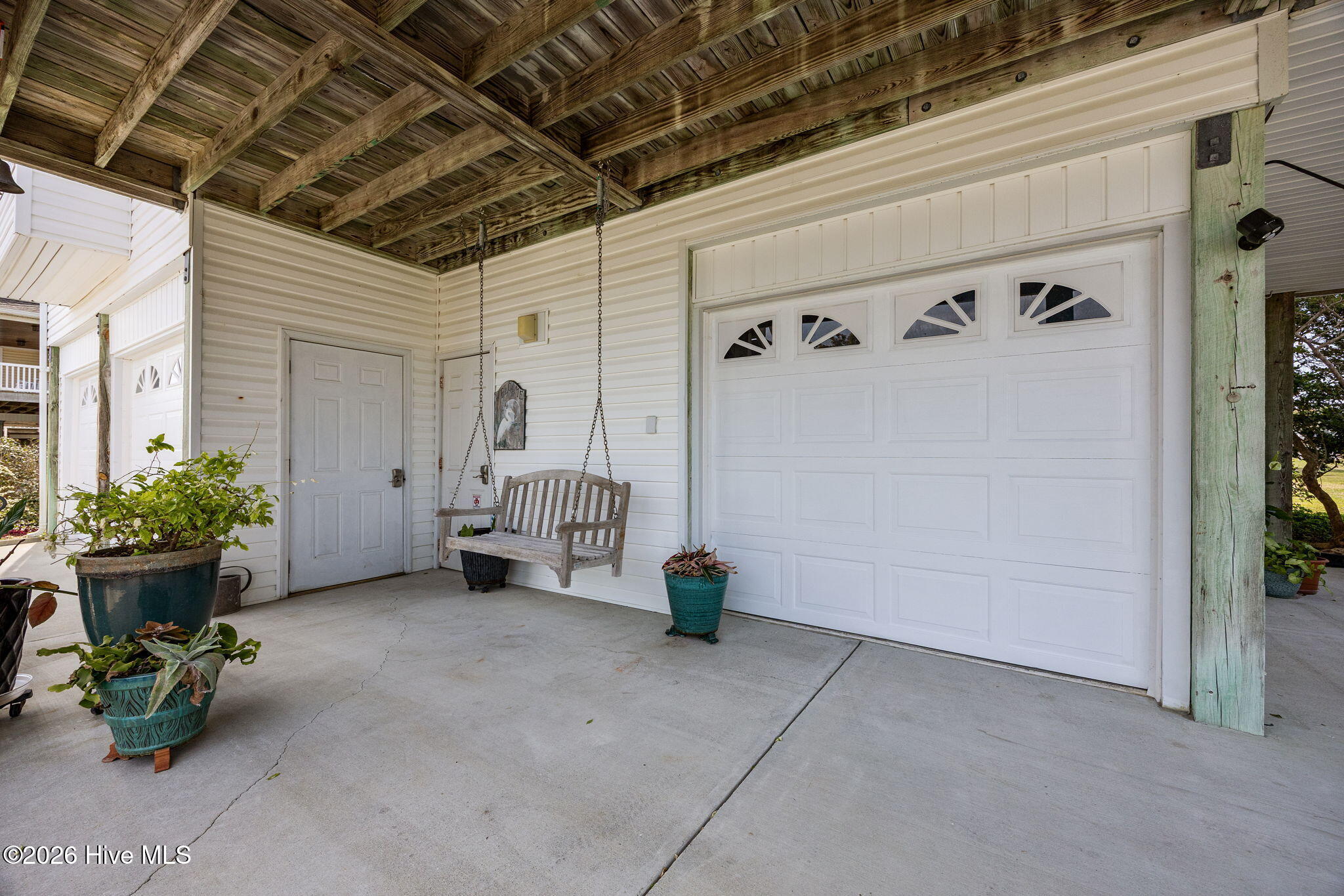 160 Live Oak Road,Newport