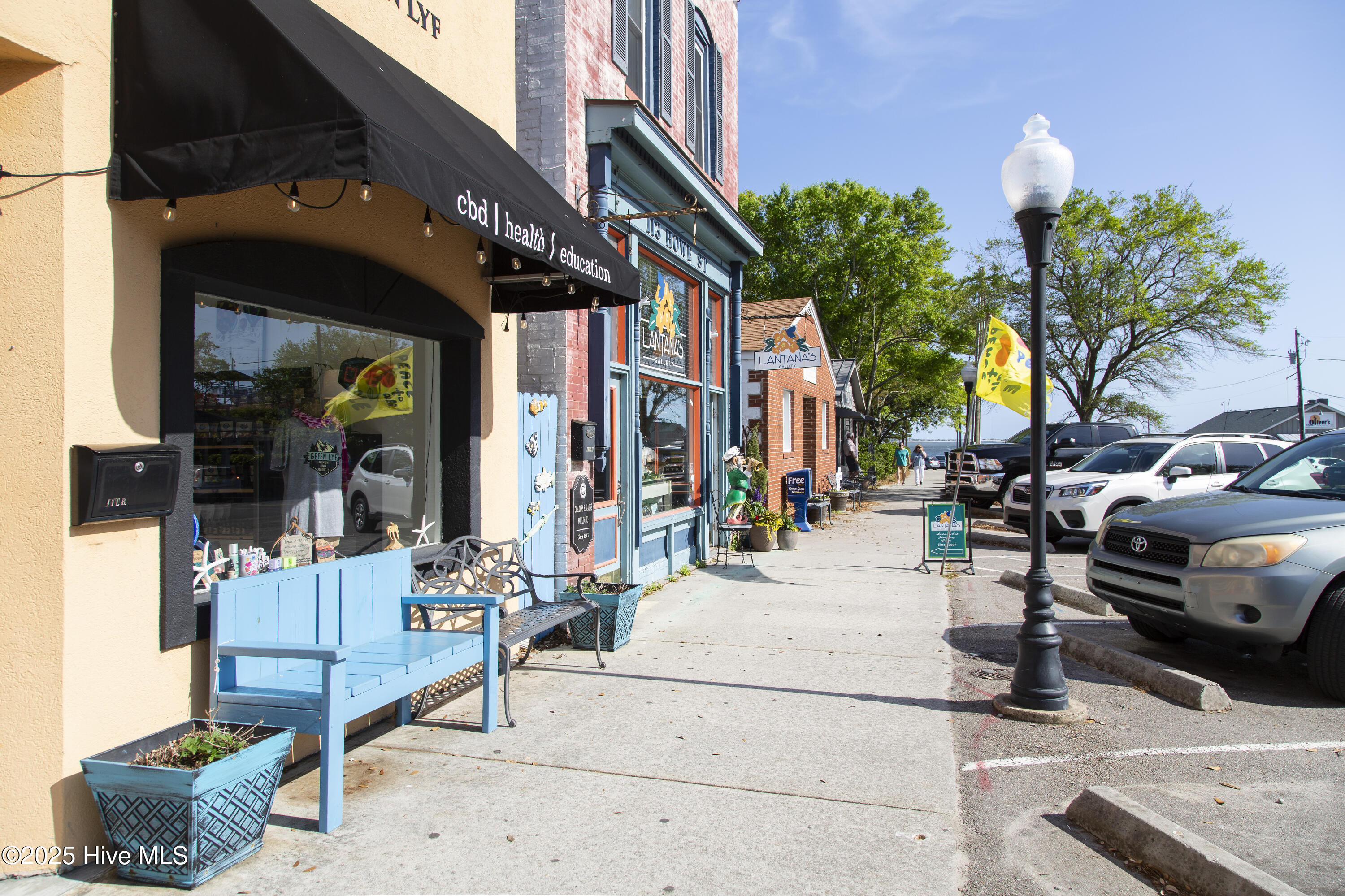 100535807 | Photo 41