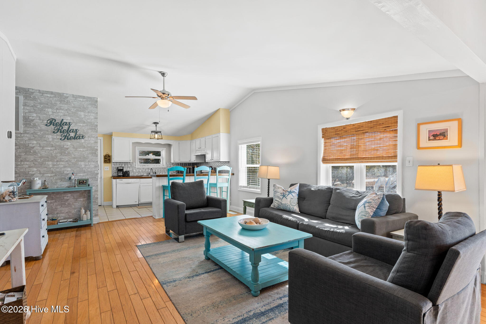 100554789 | Photo 13