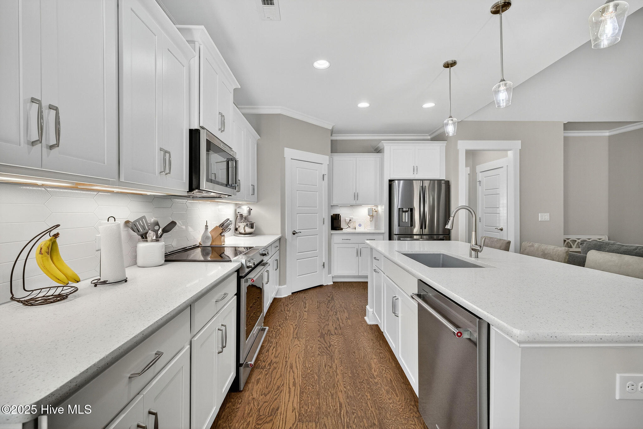 447 Beaumont Oaks Drive, Wilmington, NC 28411 – photo 7: Kitchen.3 - 447 Beaumont