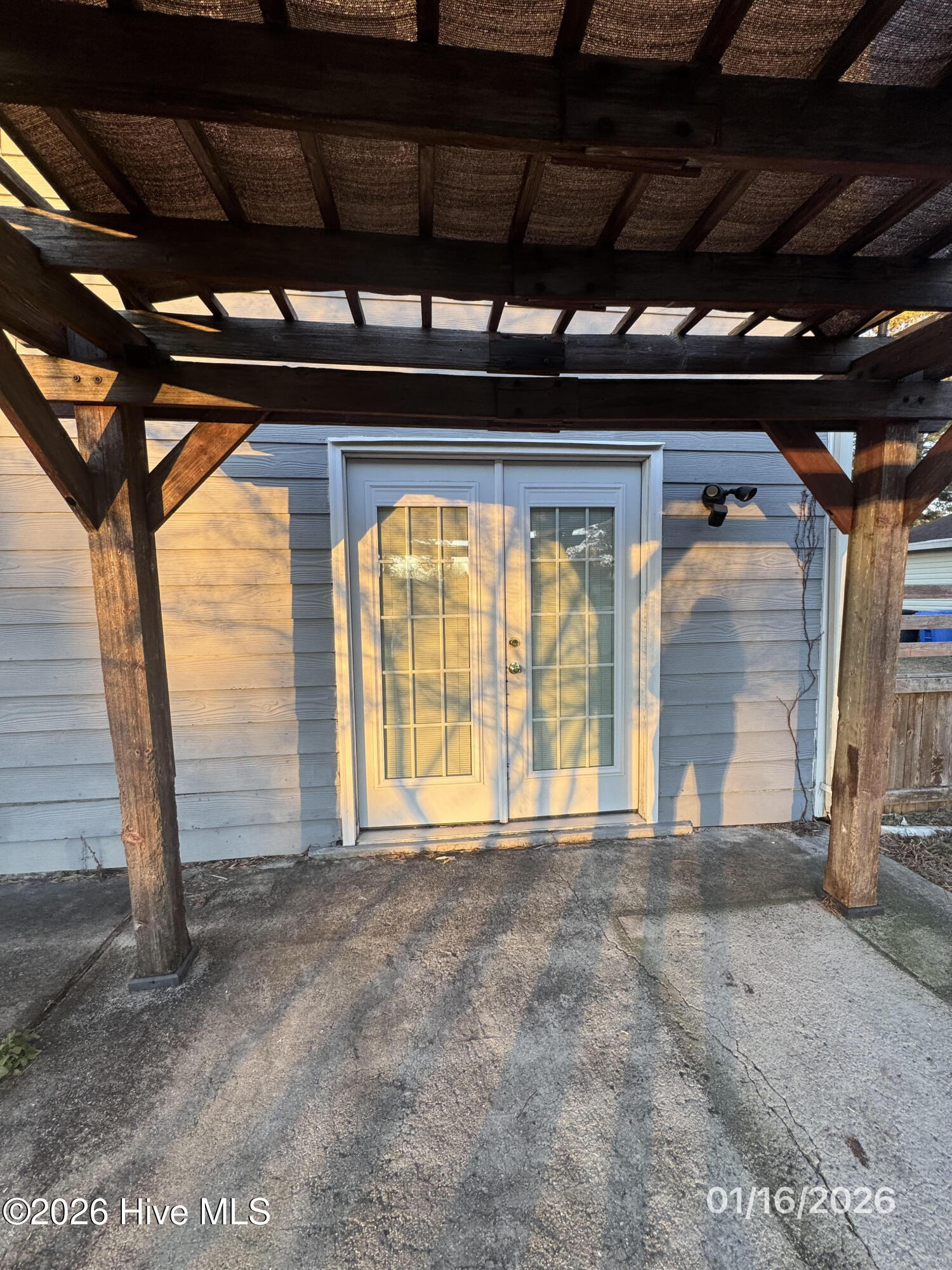 100553807 | Photo 13