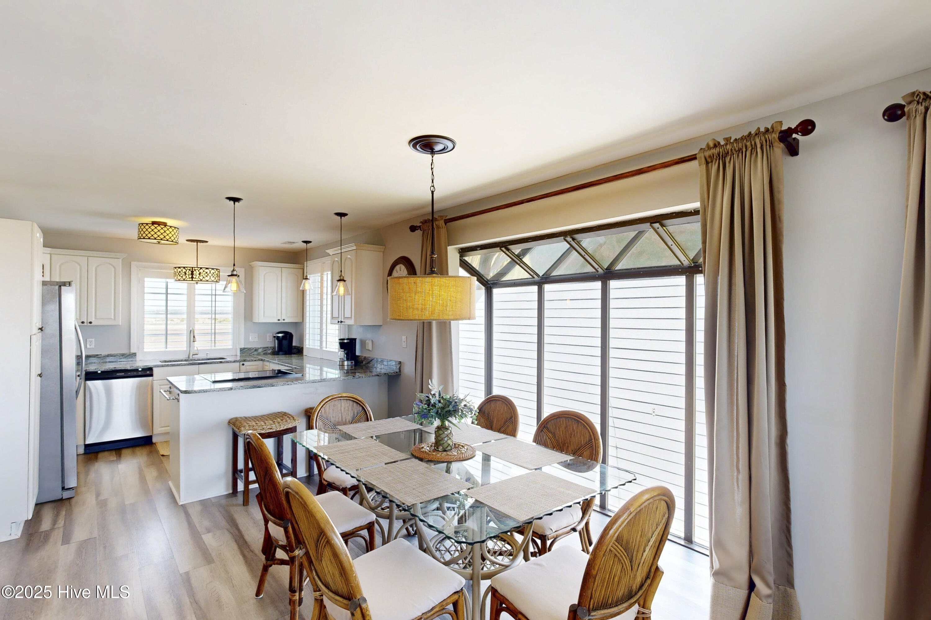 3938 River Road, North Topsail Beach, NC 28460 – photo 14: 3938 River Road - Interior - Edited_41