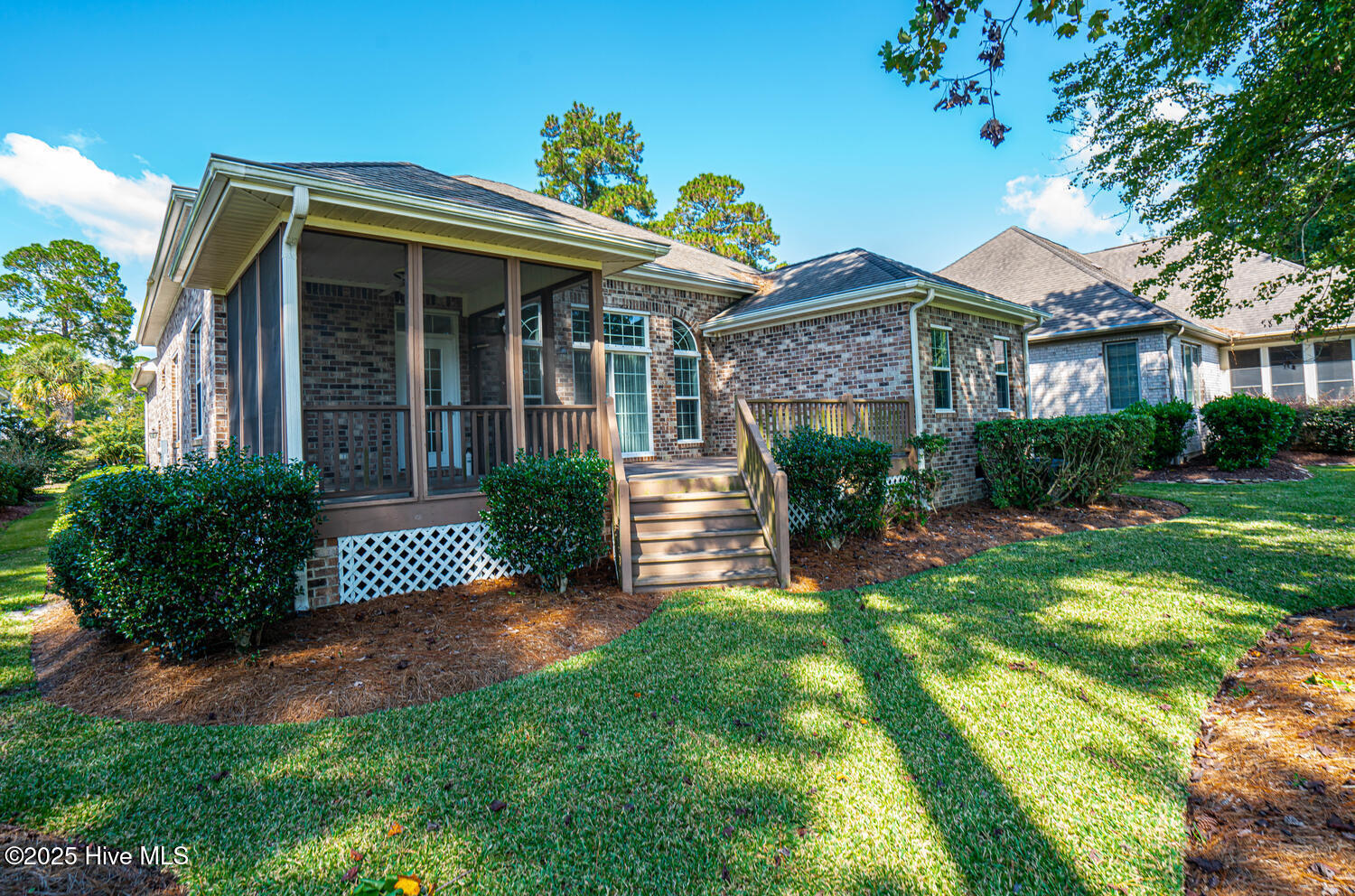 100538756 | Photo 40