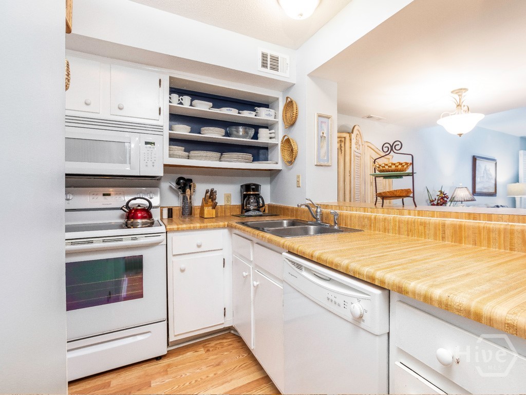 114A Butler Avenue, #Unit A, Tybee Island, GA 31328 Listing Photo  9