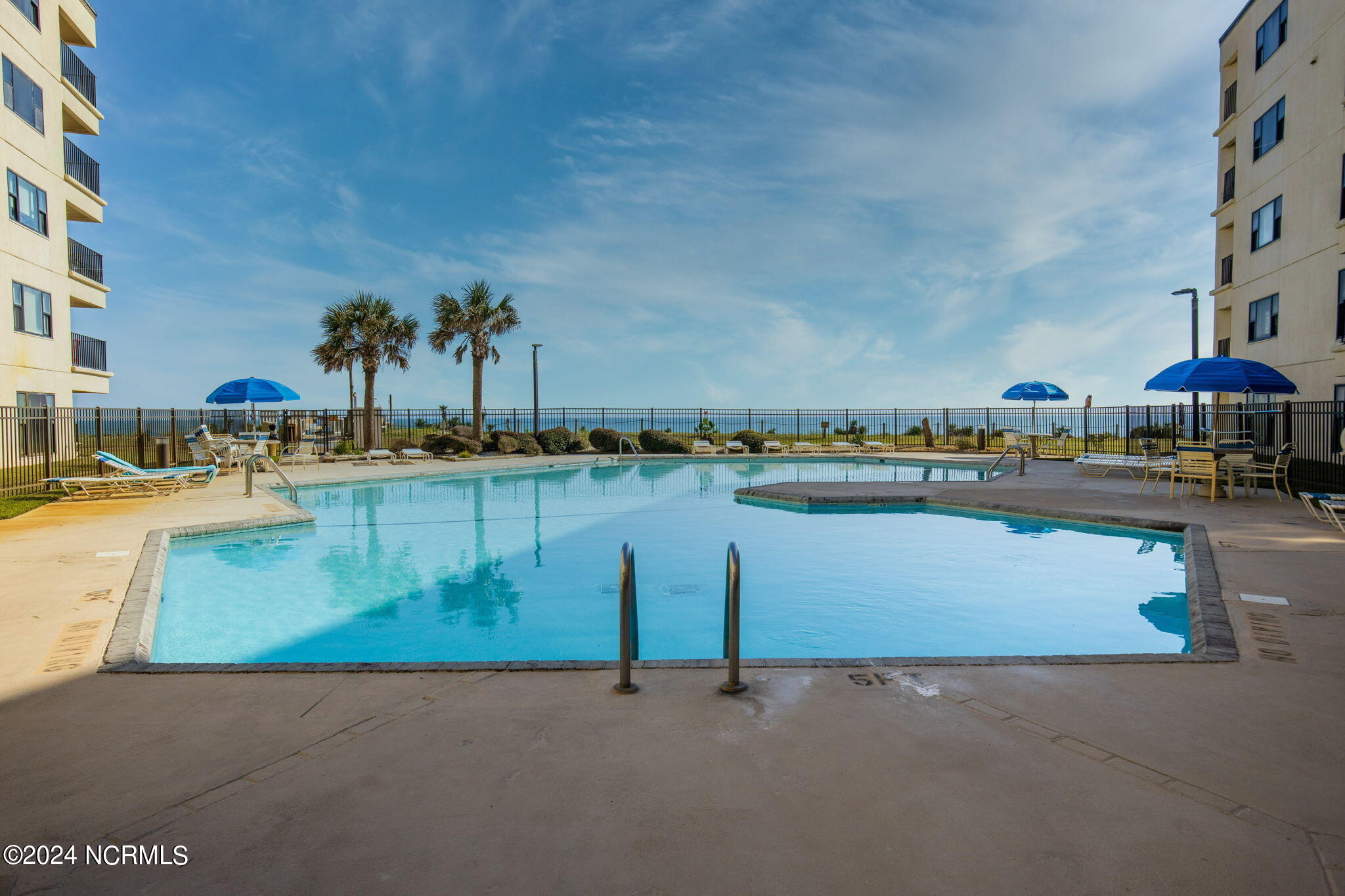 1505 Salter Path Road 304,Indian Beach